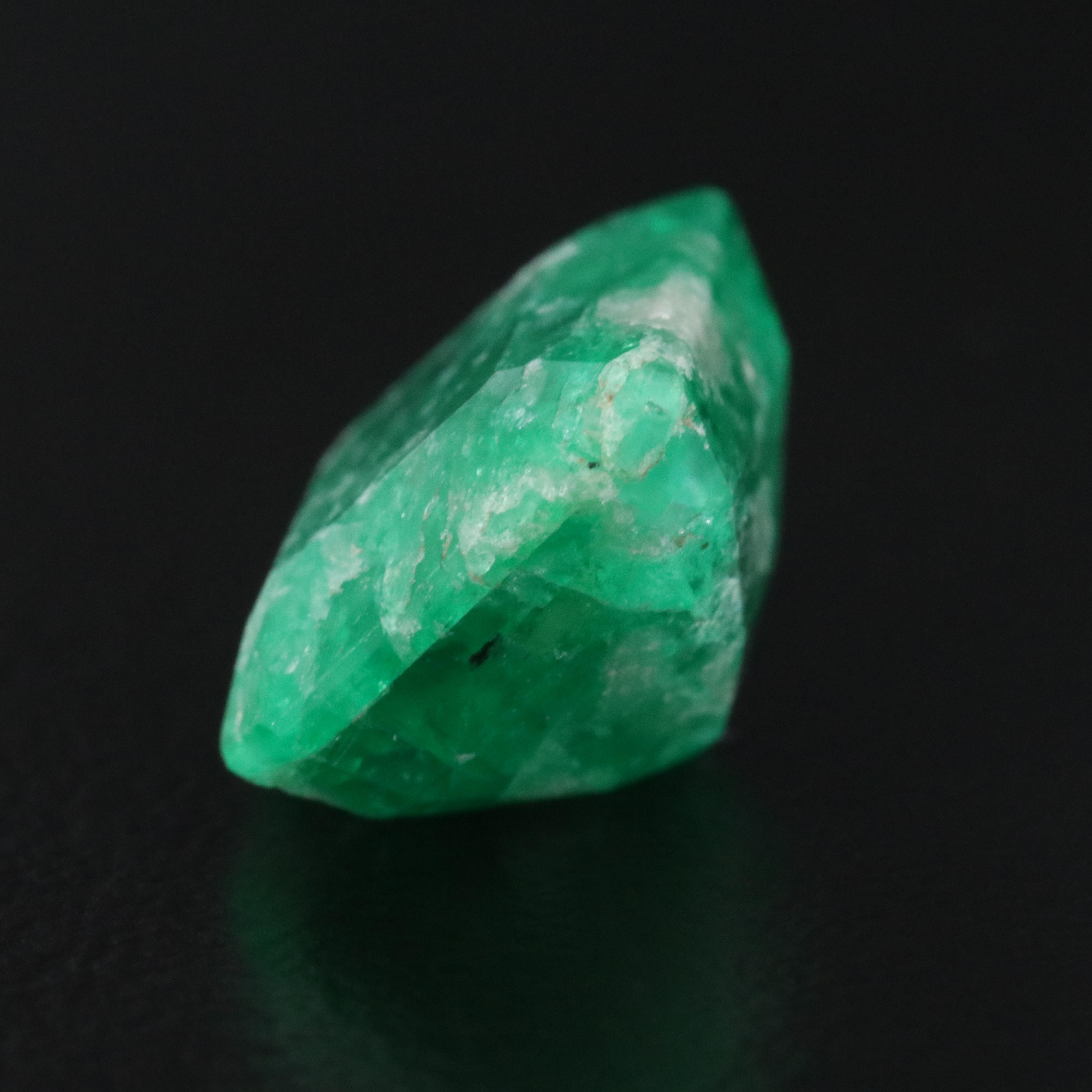 Loose 4.36 CT Emerald