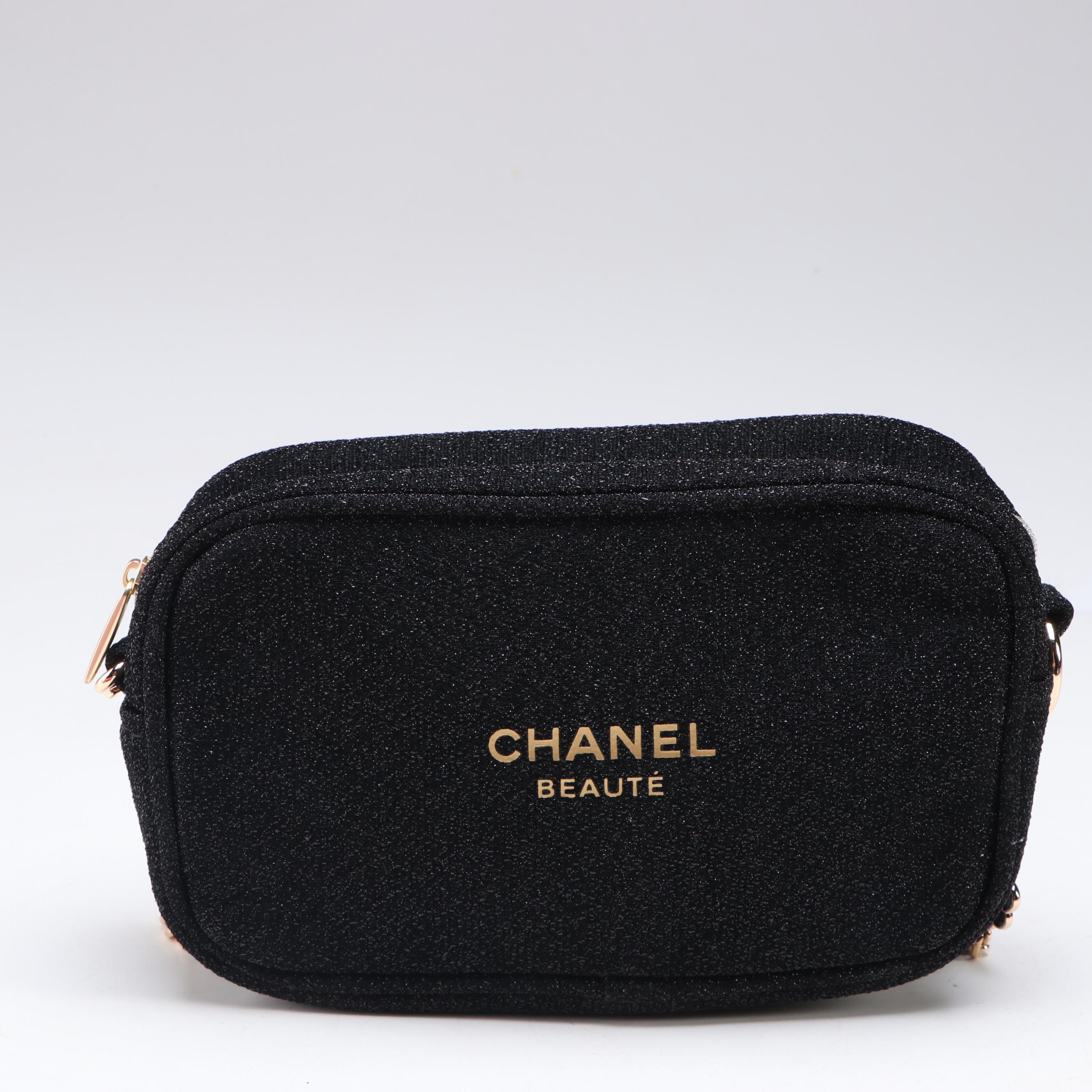 Chanel Beauté Promotional Cosmetic Pouch and Makeup Towels with Box