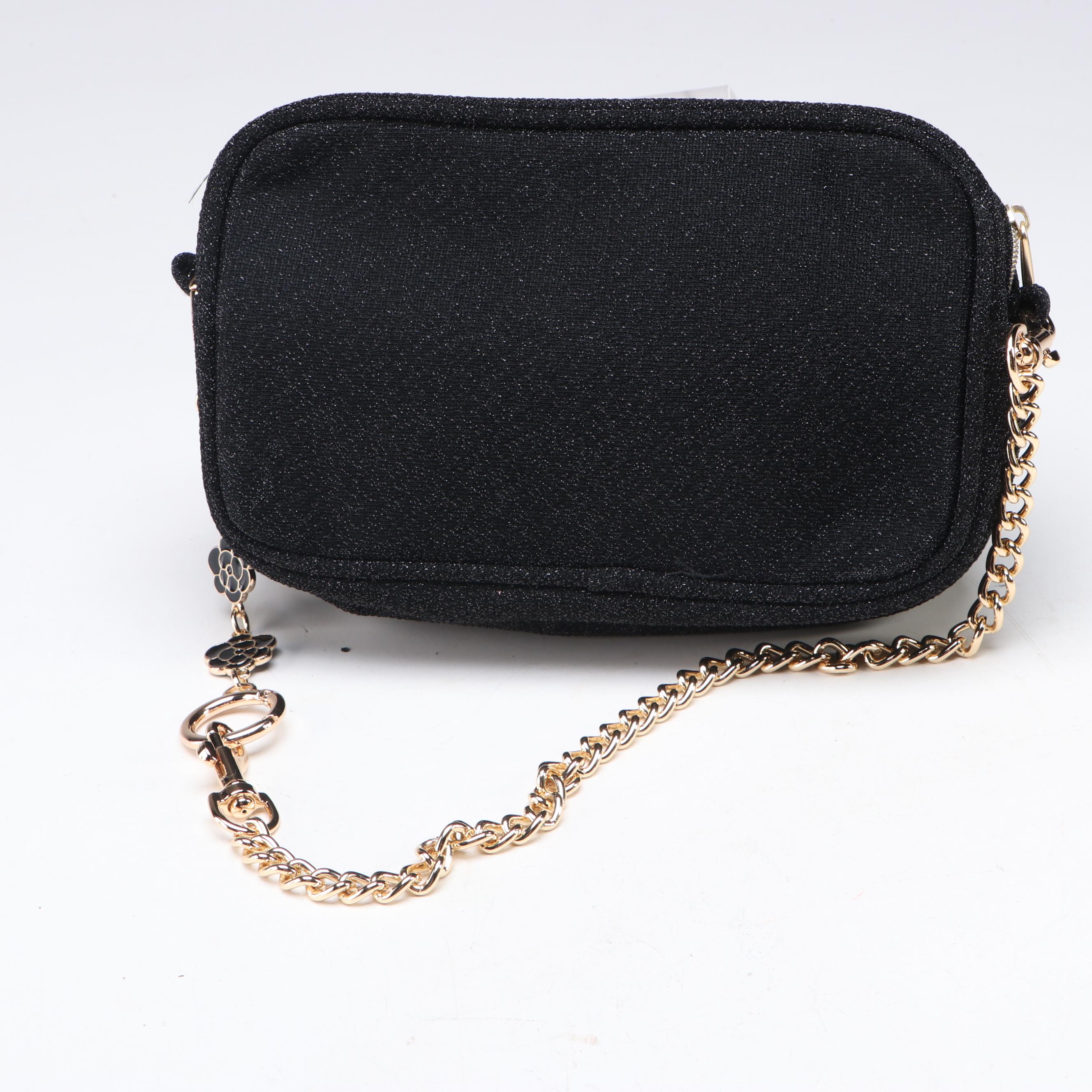 Chanel Beauté Promotional Cosmetic Pouch and Makeup Towels with Box