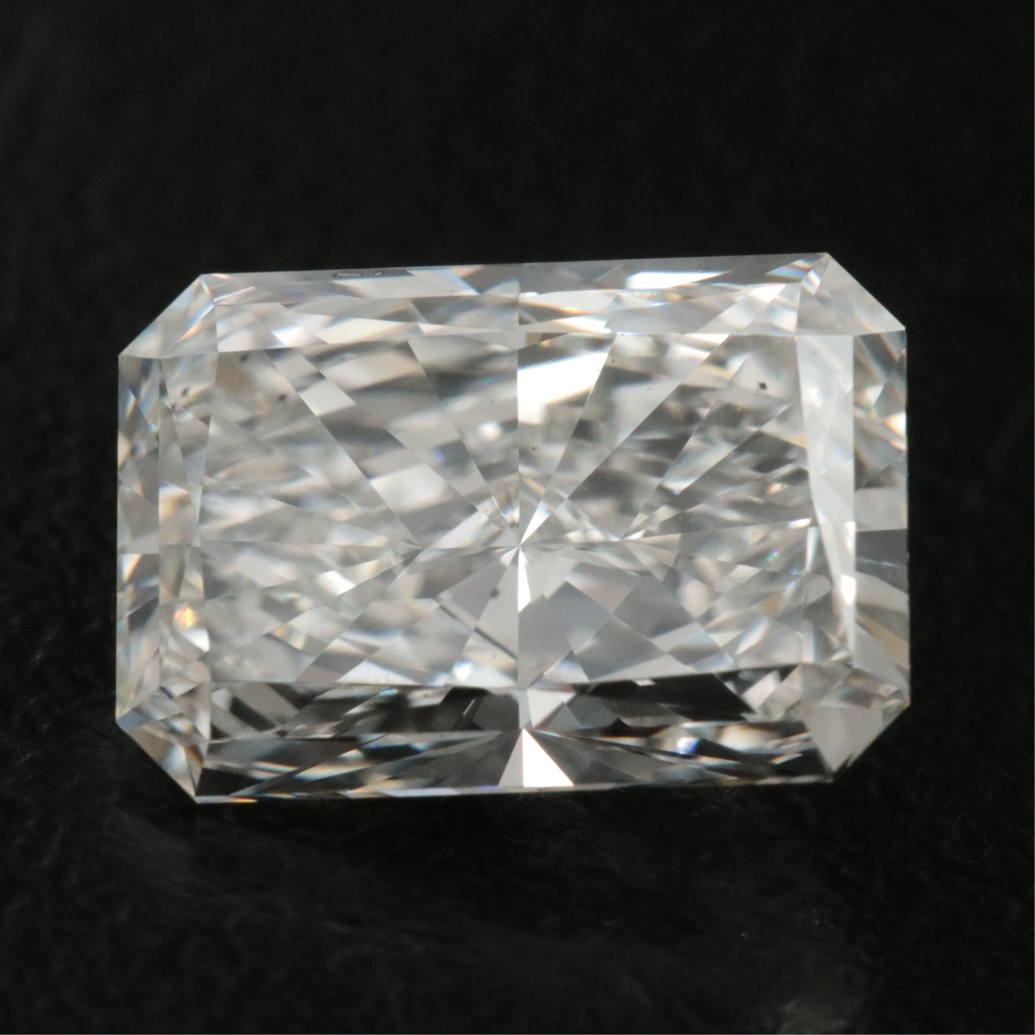 Loose 2.89 CT Lab Grown Diamond with IGI Report