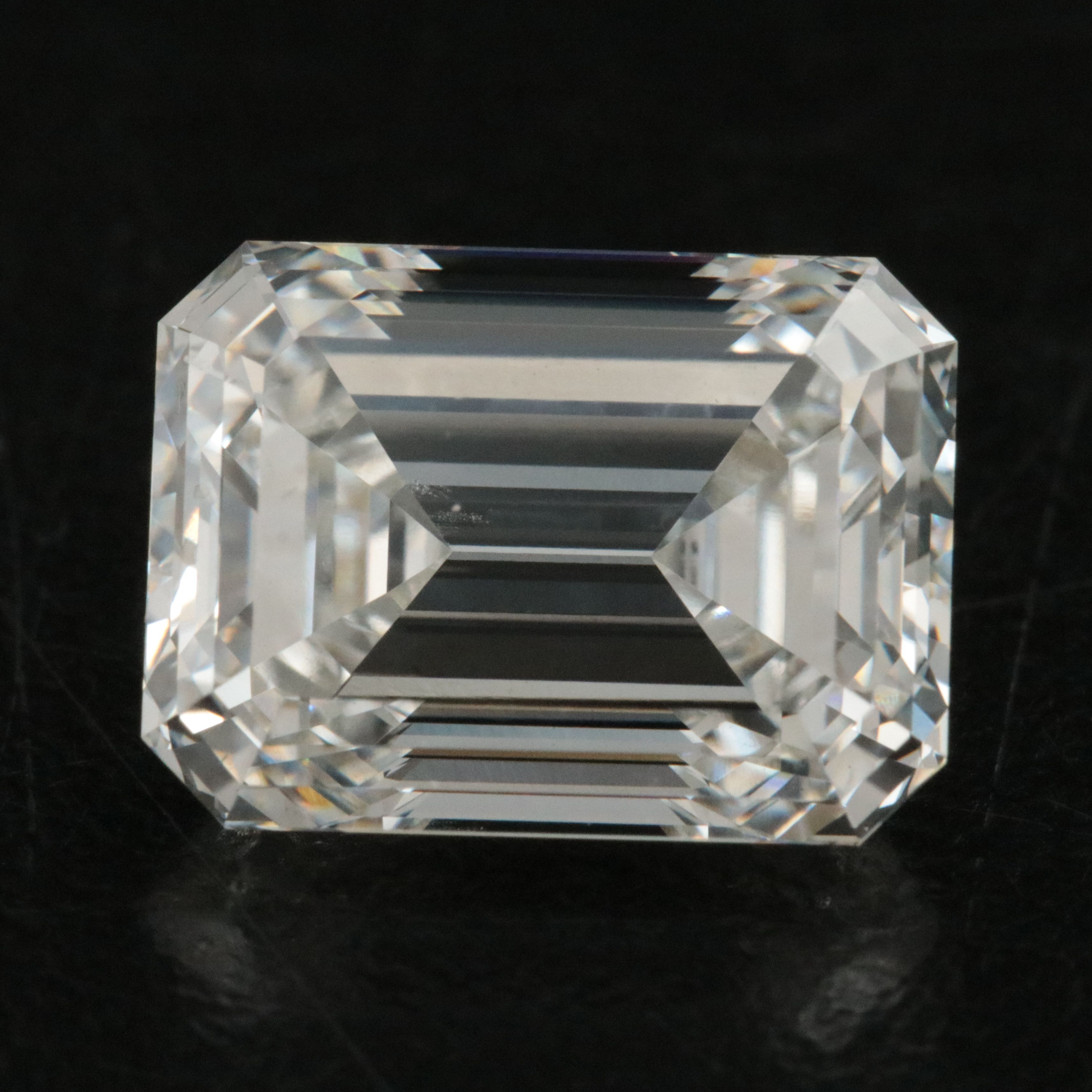 Loose 4.88 CT Lab Grown Diamond with IGI Report