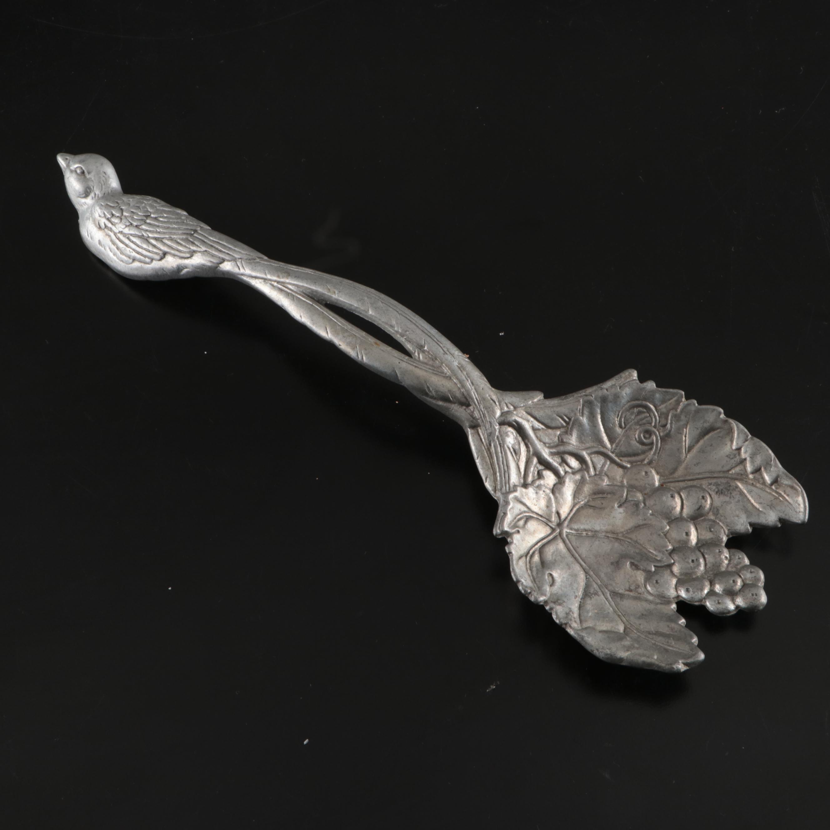 Retroneu Quattro Abstract Metal Candlesticks with Serveware