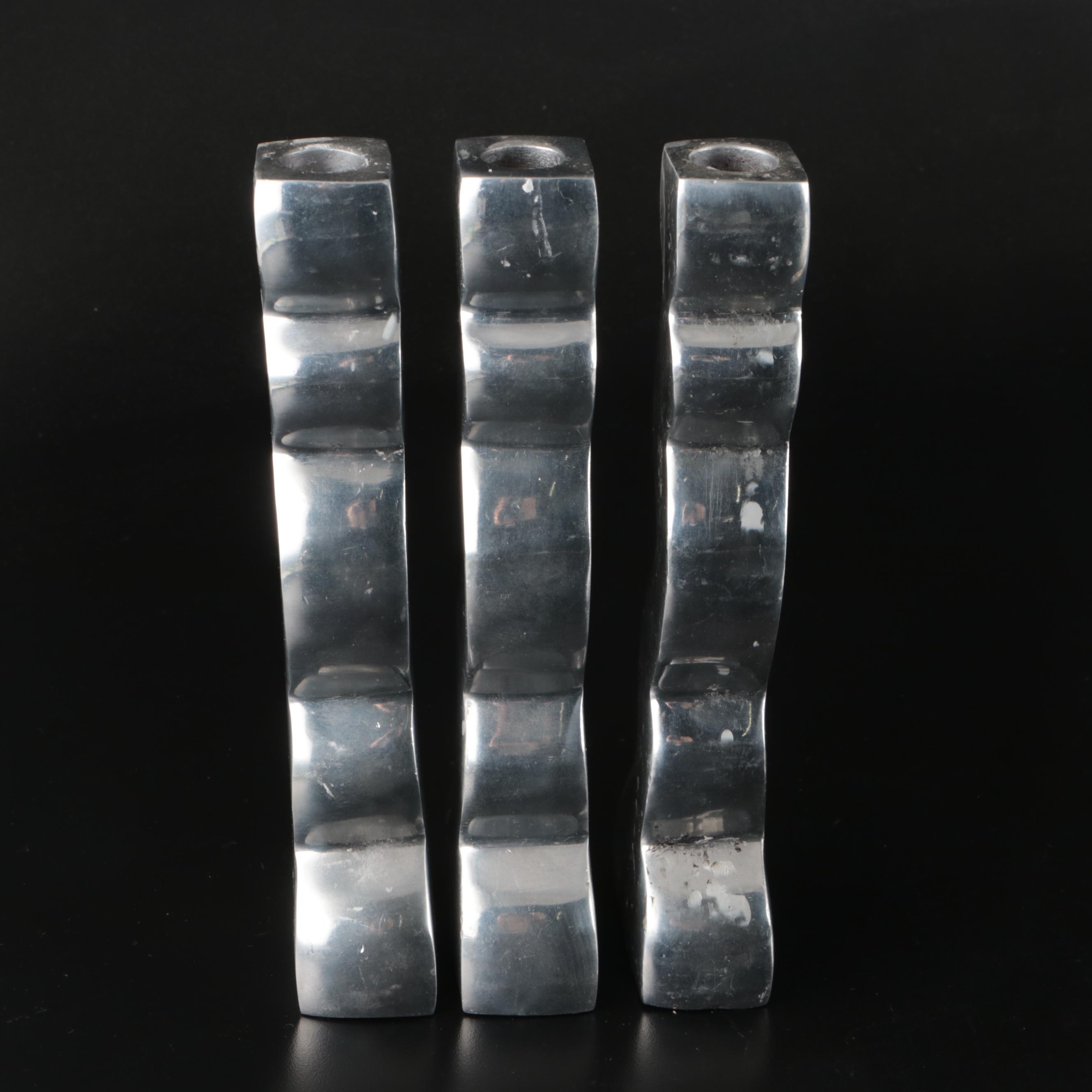 Retroneu Quattro Abstract Metal Candlesticks with Serveware