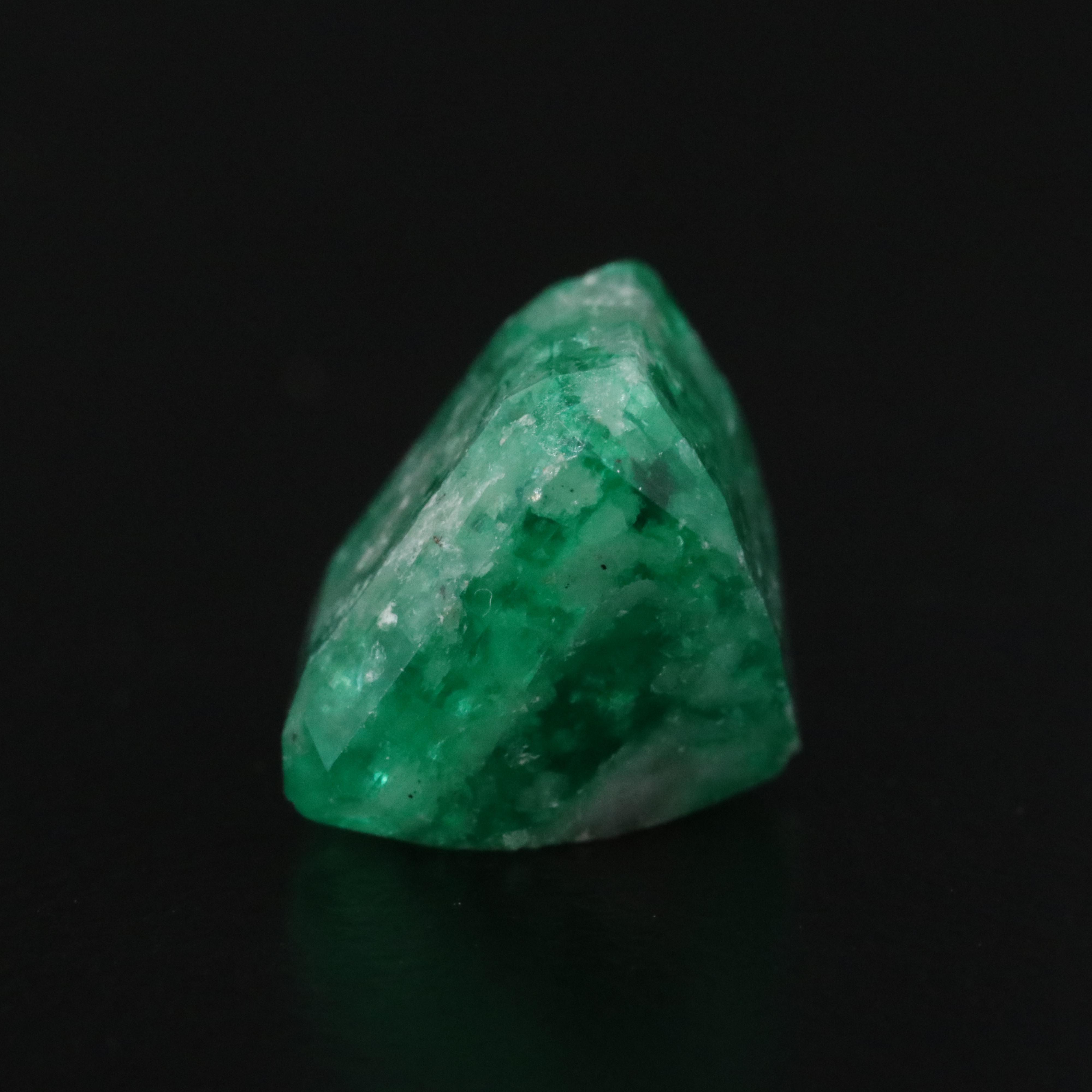 Loose 5.83 CT Emerald