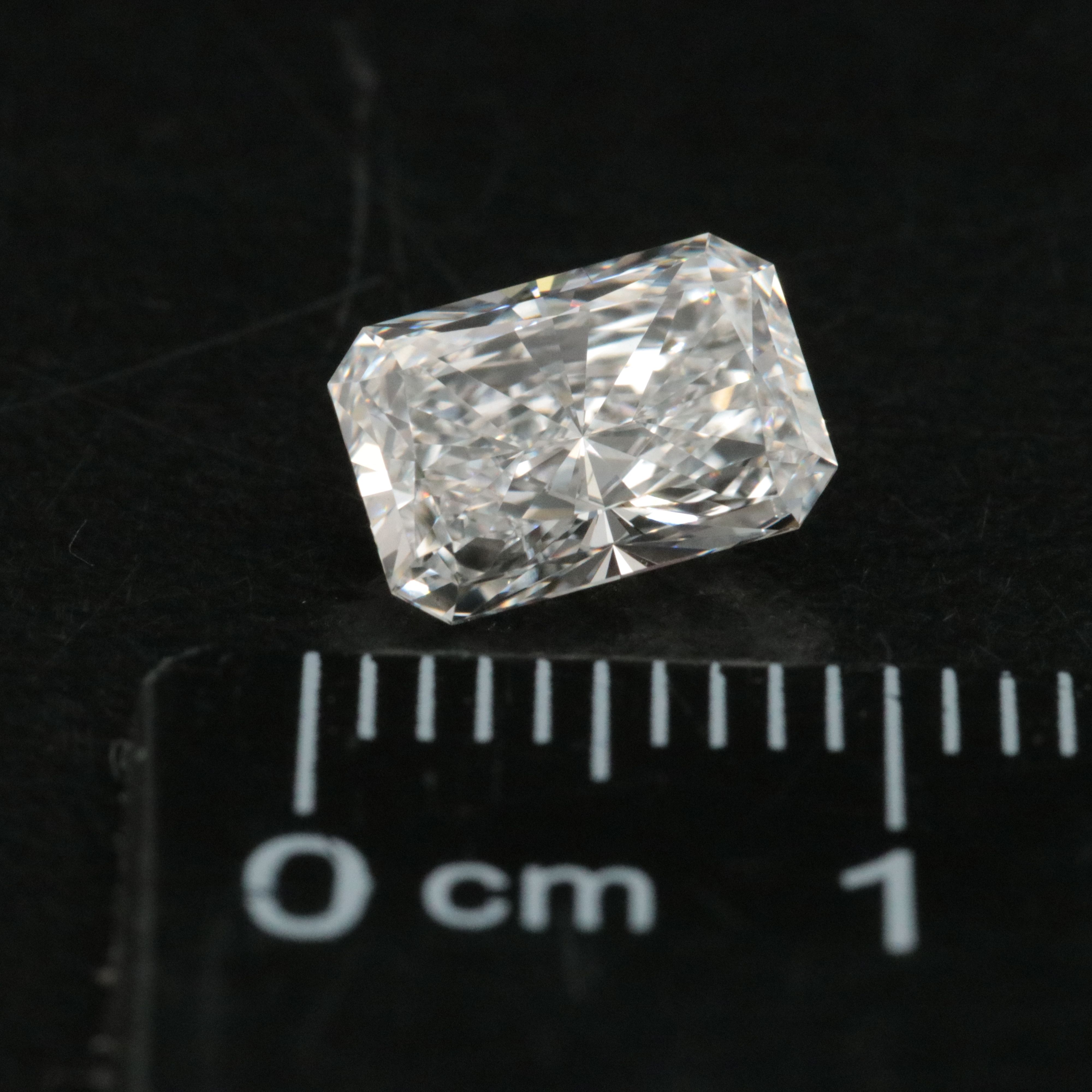 Loose 1.49 CT Lab Grown Diamond with IGI Report