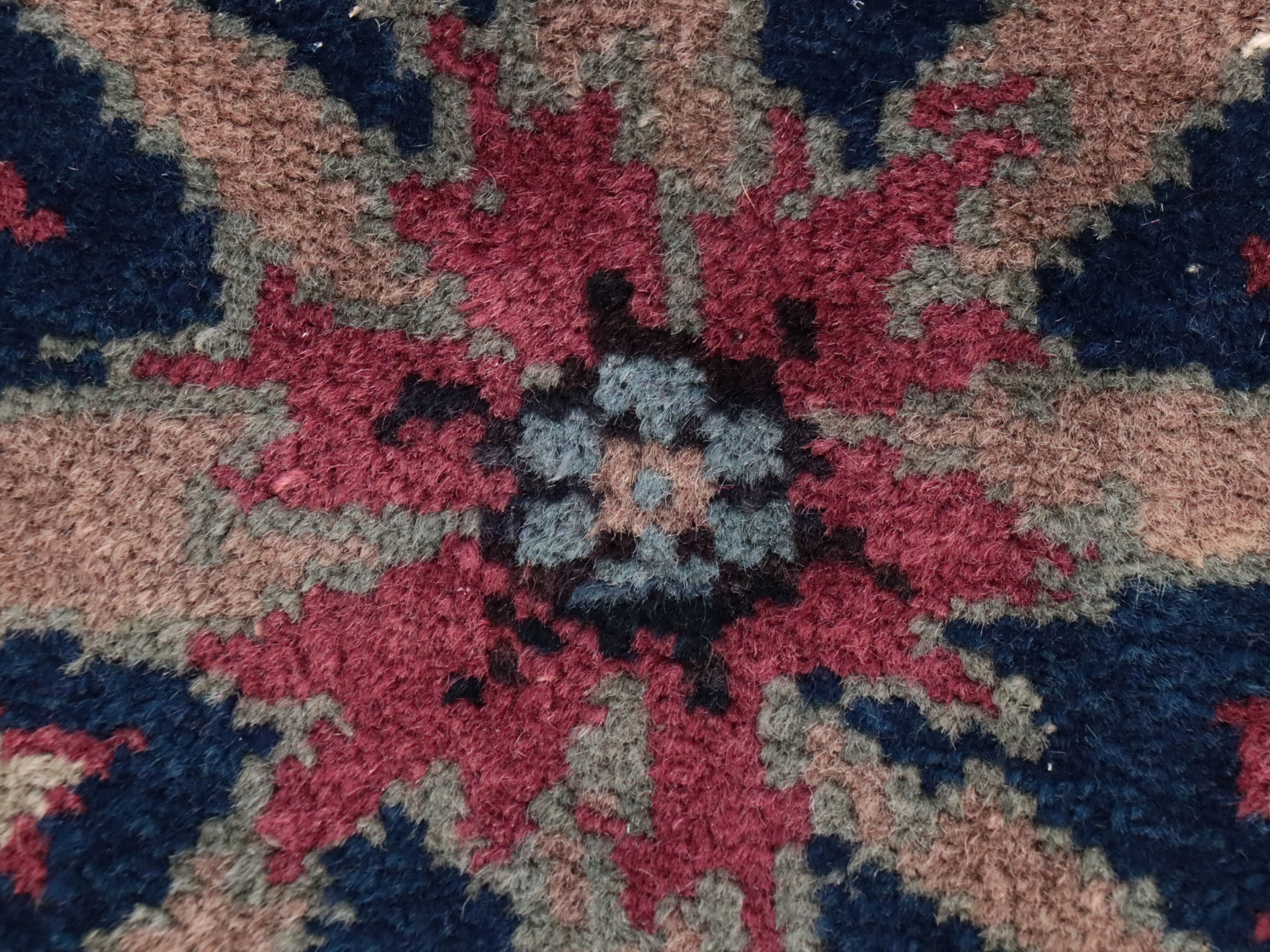 9'11 x 13'9 Hand-Knotted Persian Sarouk Room-Sized Rug, Antique