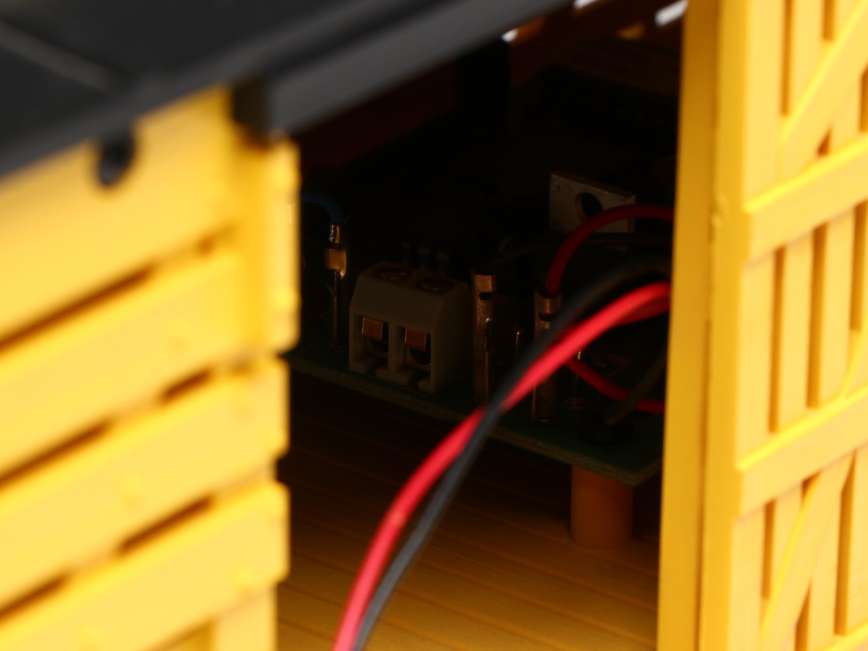 LGB G Scale 4267S Lake George & Boulder and More Boxcars