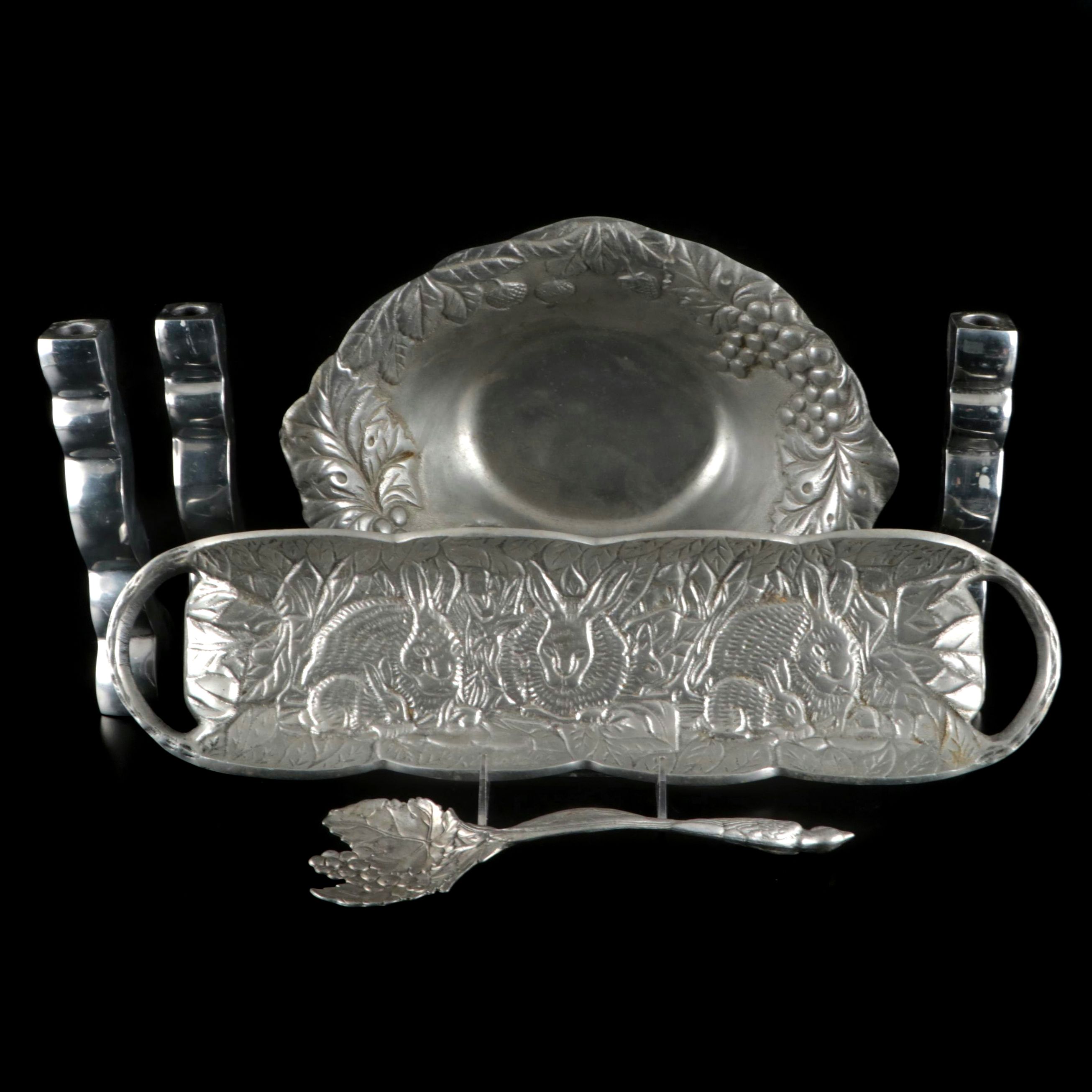 Retroneu Quattro Abstract Metal Candlesticks with Serveware