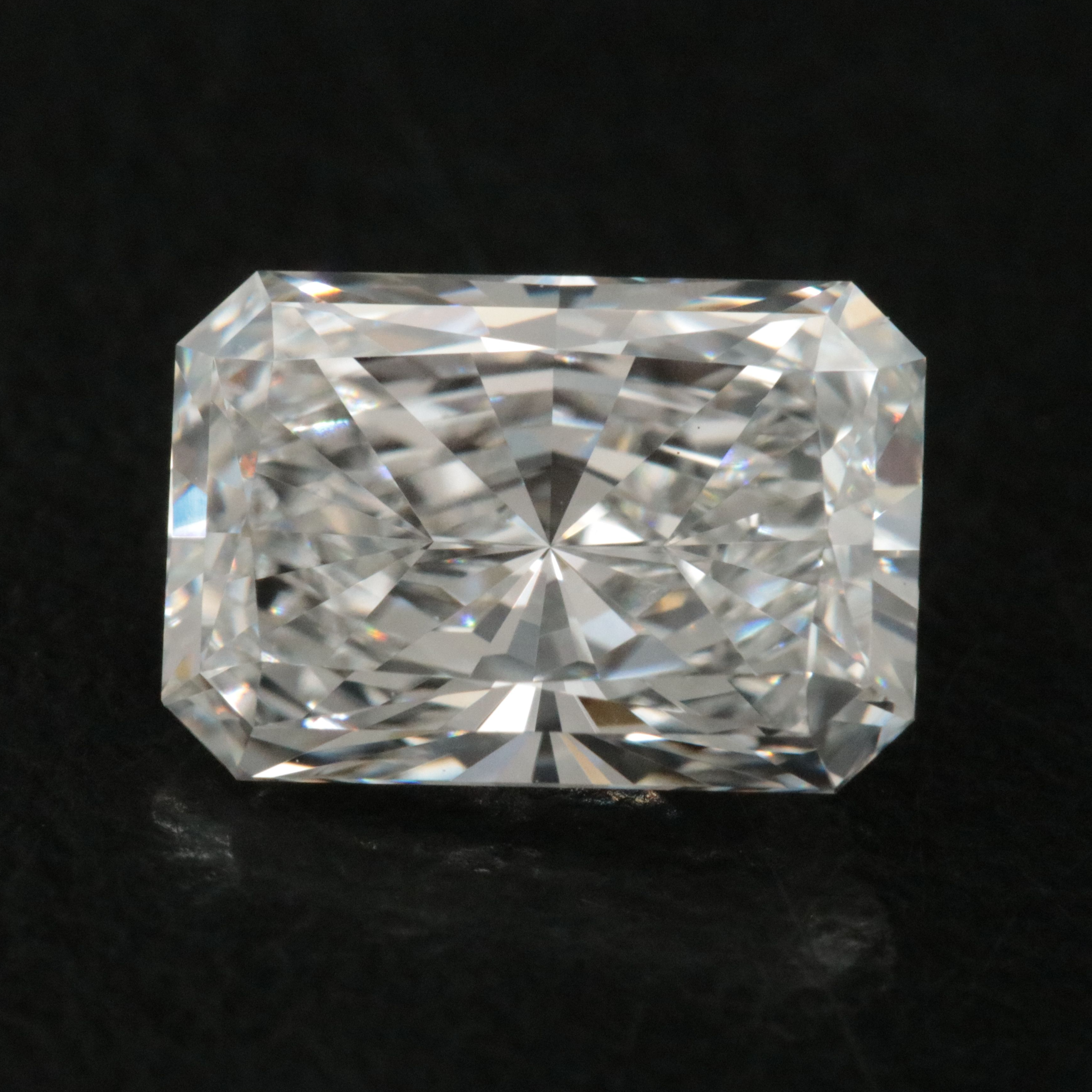 Loose 1.89 CT Lab Grown Diamond with IGI Report
