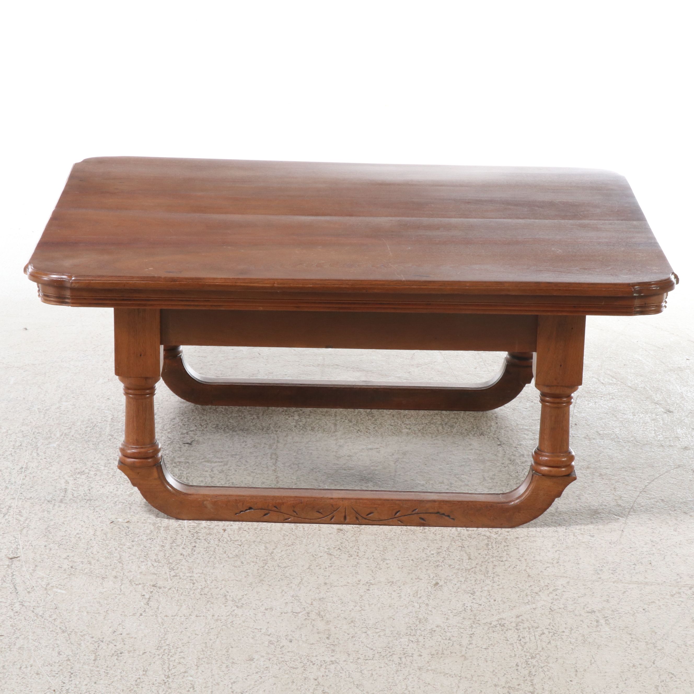 Arts & Crafts Style Wooden Coffee Table with Extending Leaves