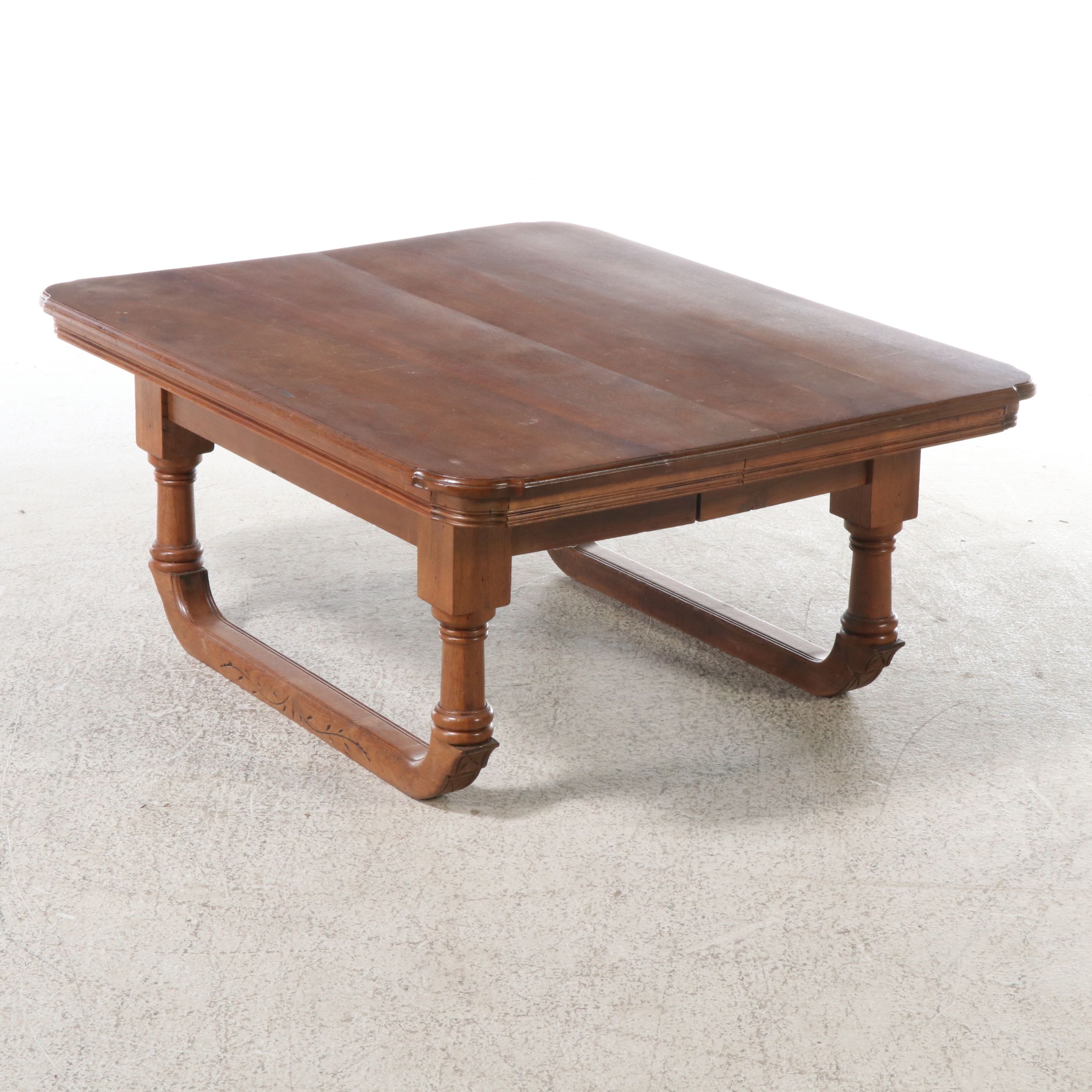 Arts & Crafts Style Wooden Coffee Table with Extending Leaves