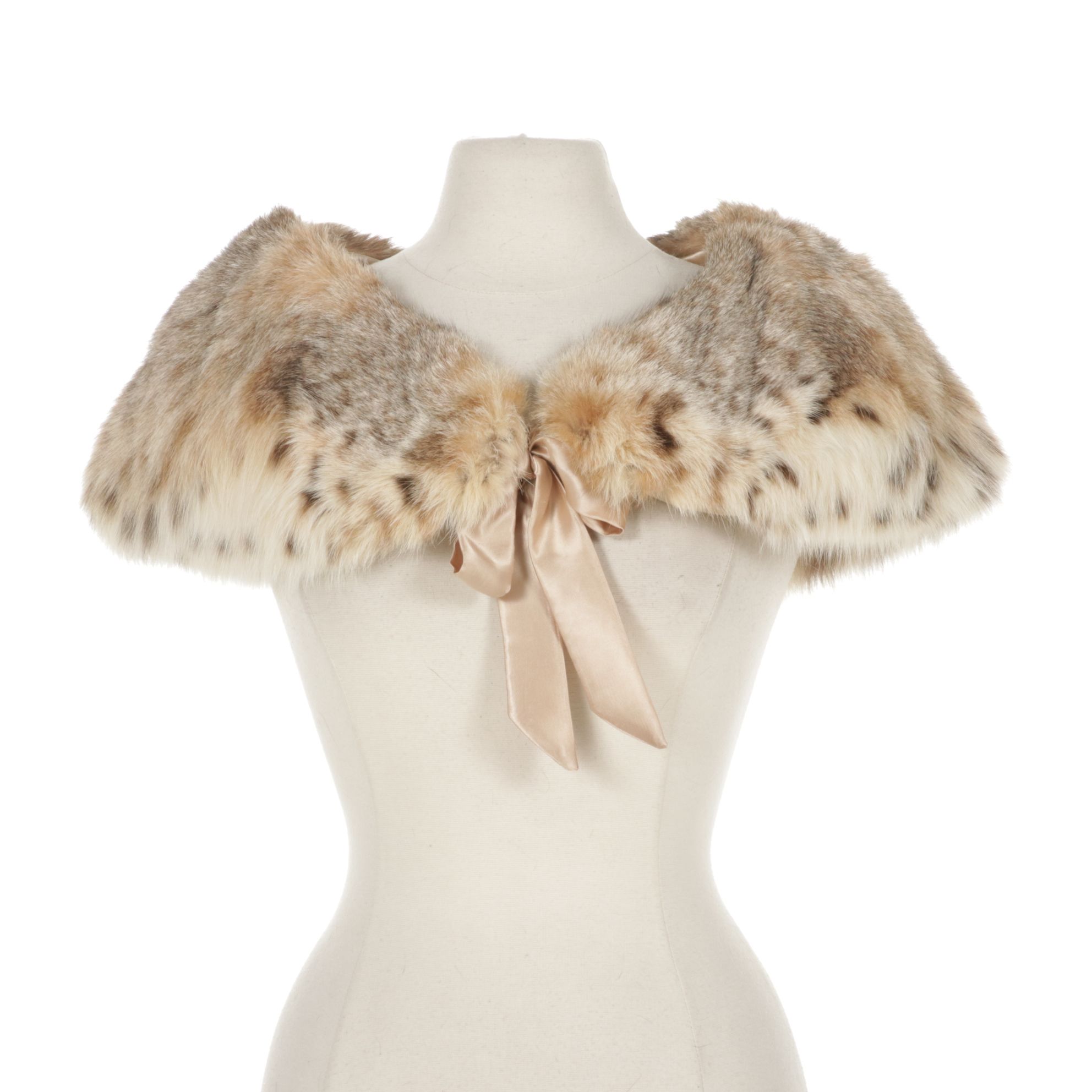 Lynx Fur Stole with Ribbon Tie Closure