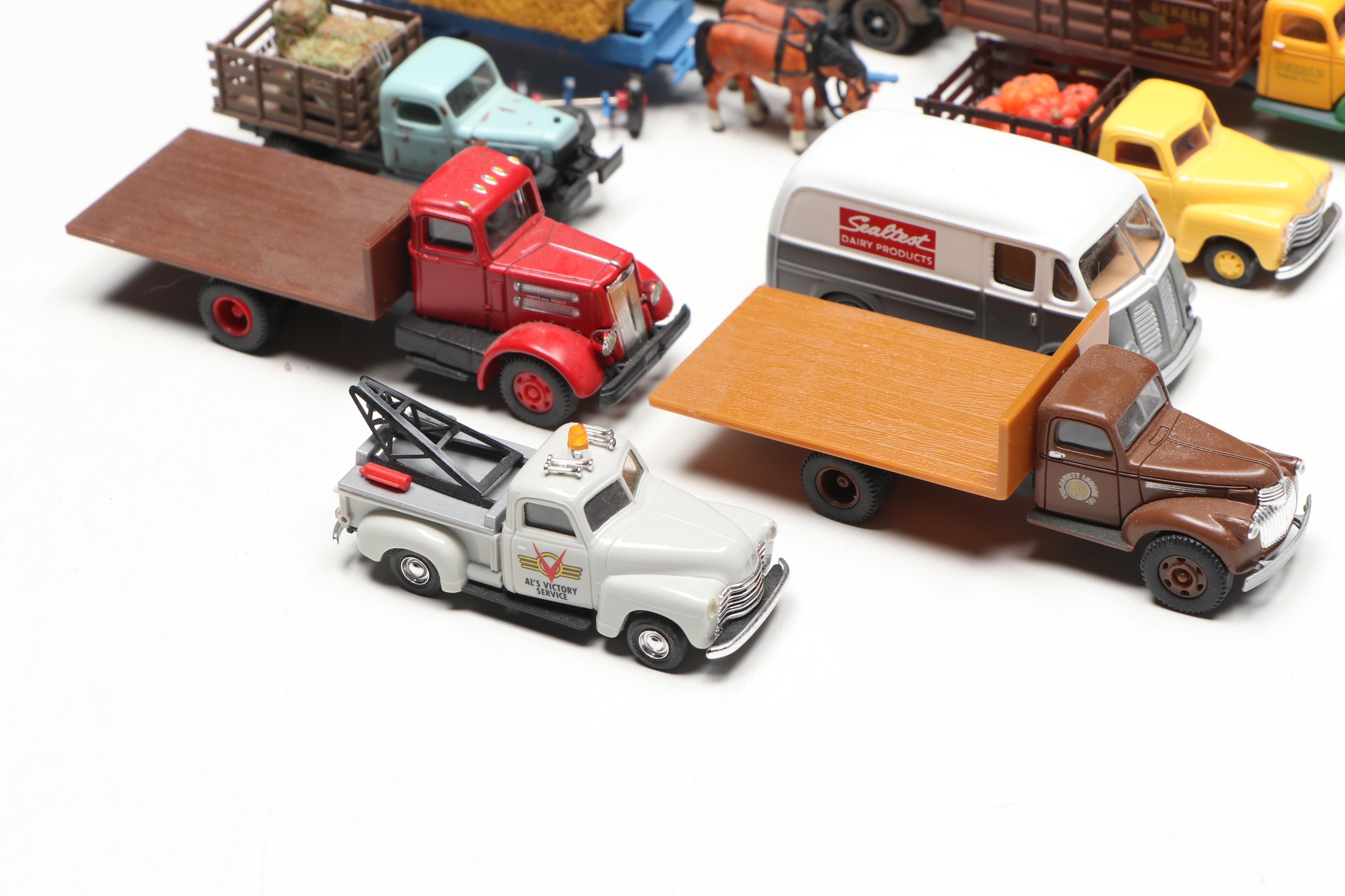 Busch, CMW with Other Train Prop Trucks, Wagon and Bus