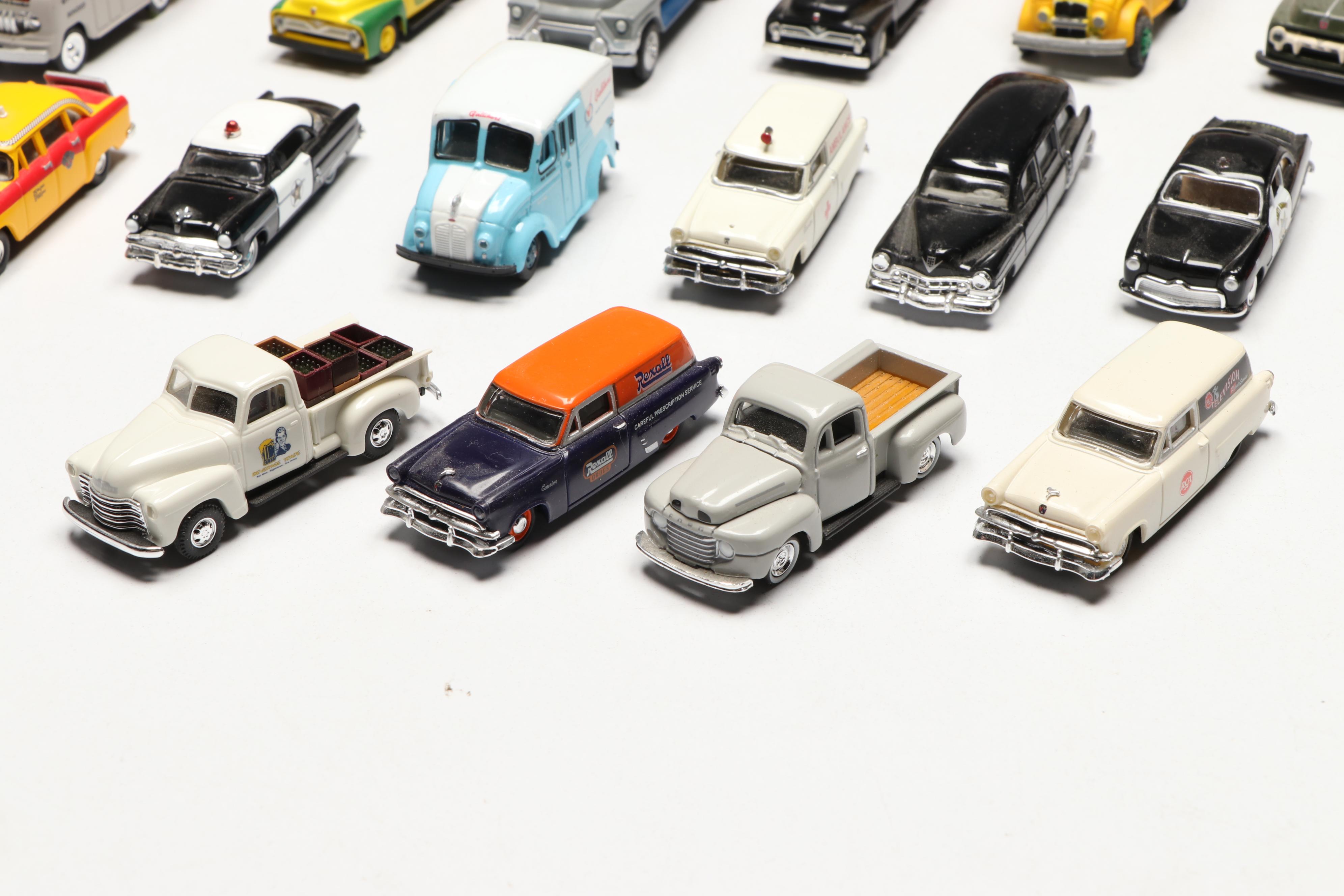 Marx Tin Lithograph House with Busch and Other Train Prop Cars