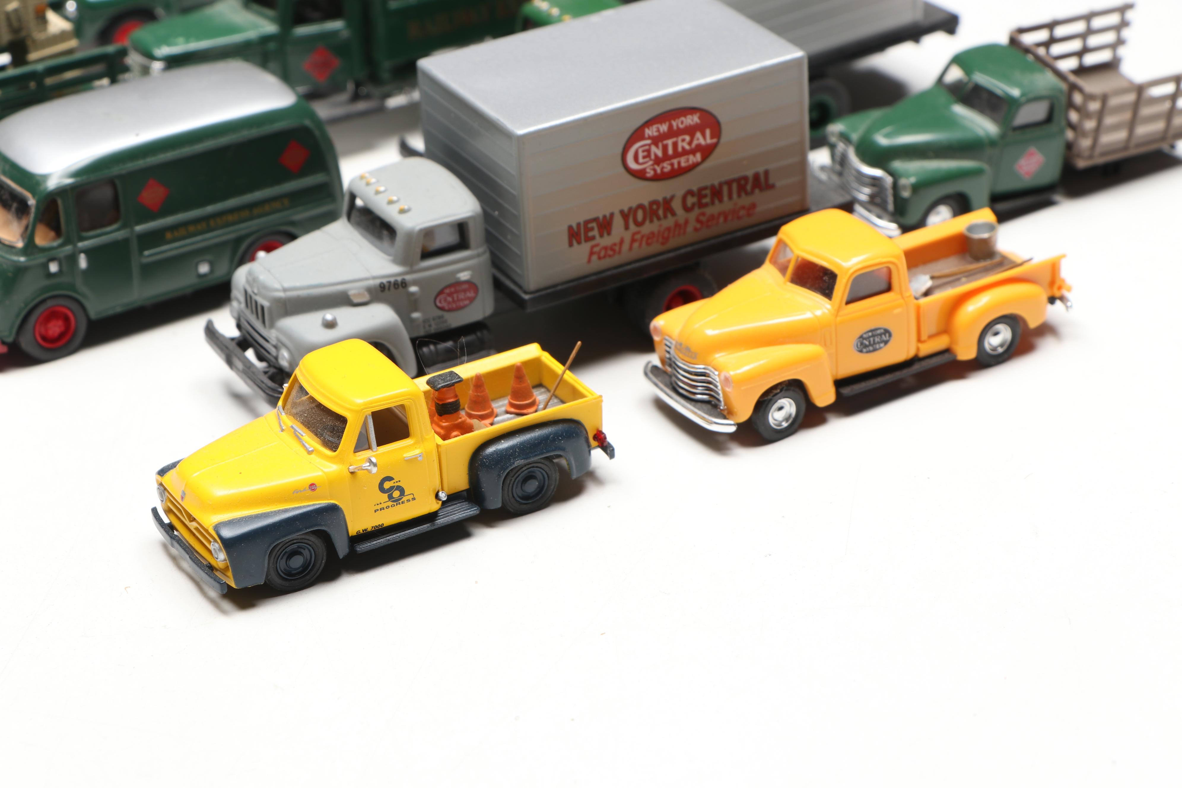 CMW Railway Express Agency with Other Train Prop Trucks