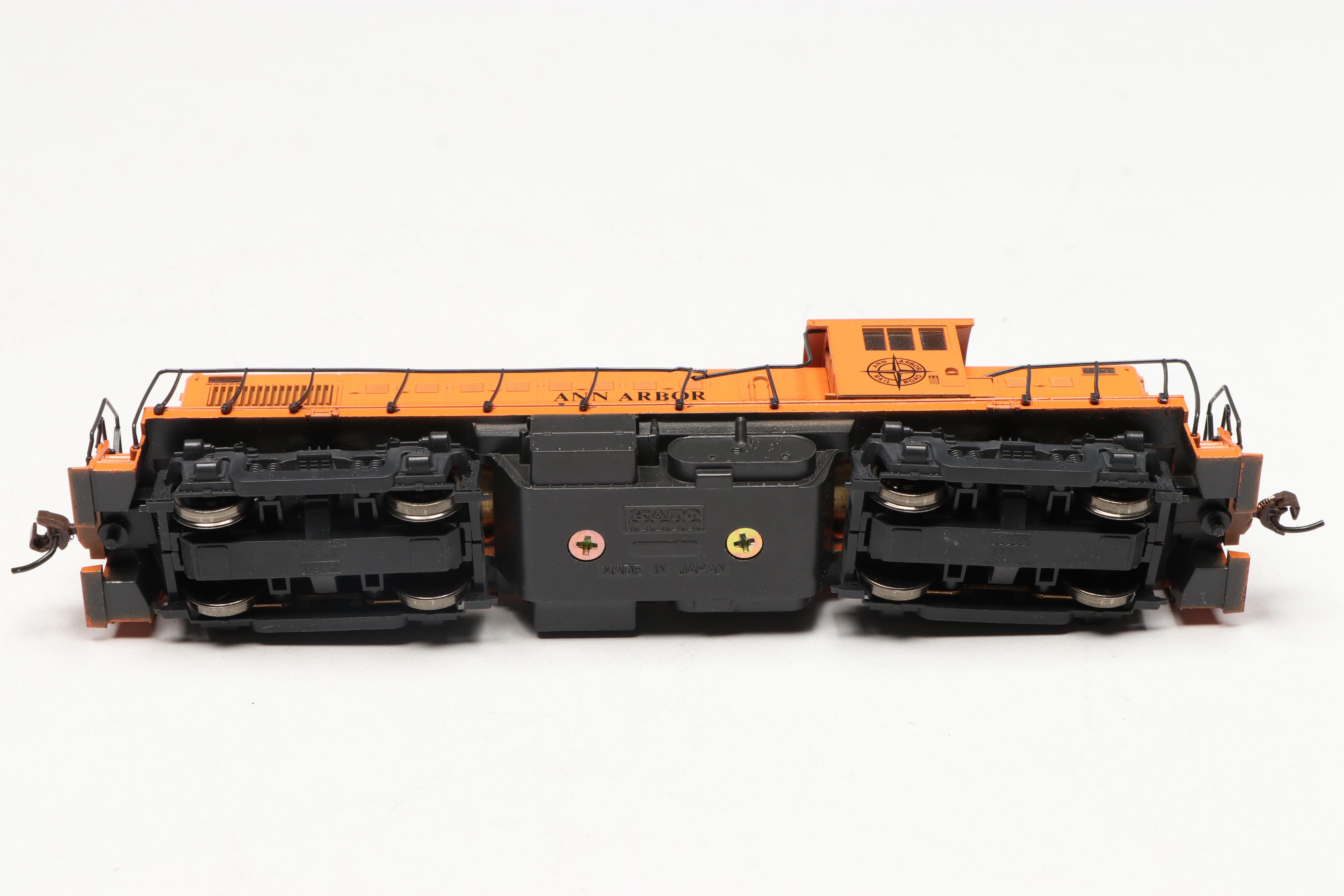 Tyco HO Scale Rock Island and Kato Ann Arbor Locomotives with More Train Cars