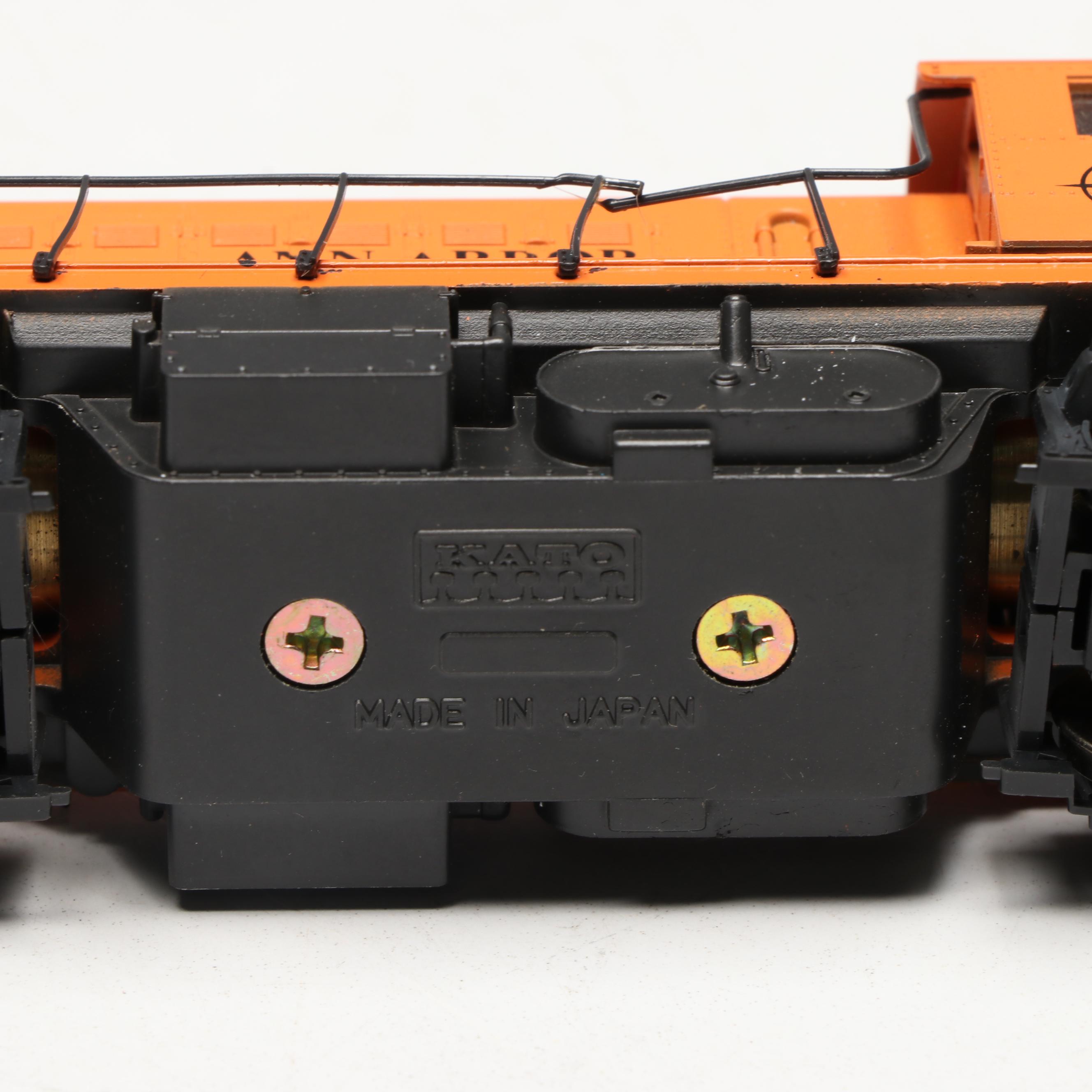 Tyco HO Scale Rock Island and Kato Ann Arbor Locomotives with More Train Cars