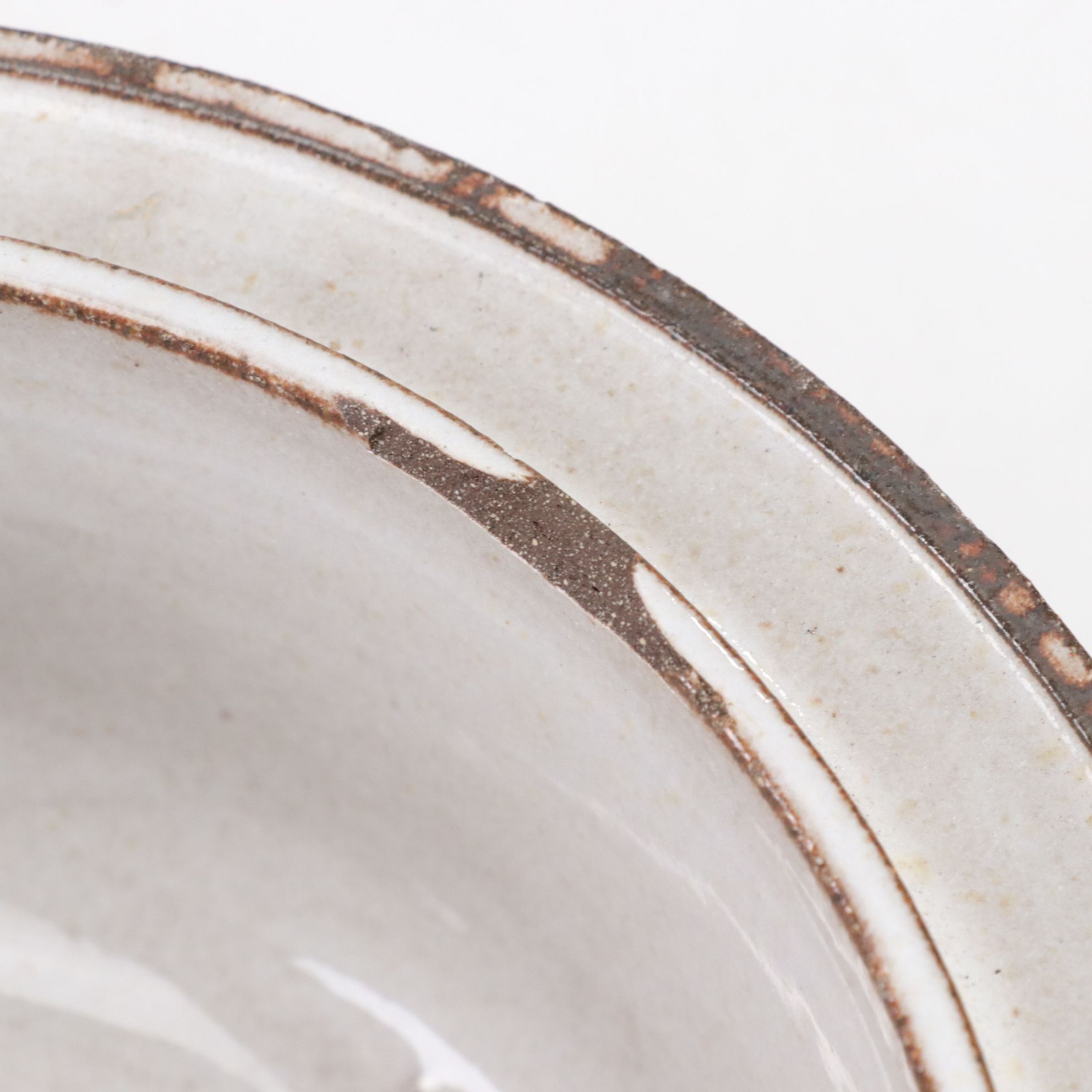 STOGO Denmark Ceramic Casserole and Serving Bowl with Eight Plates