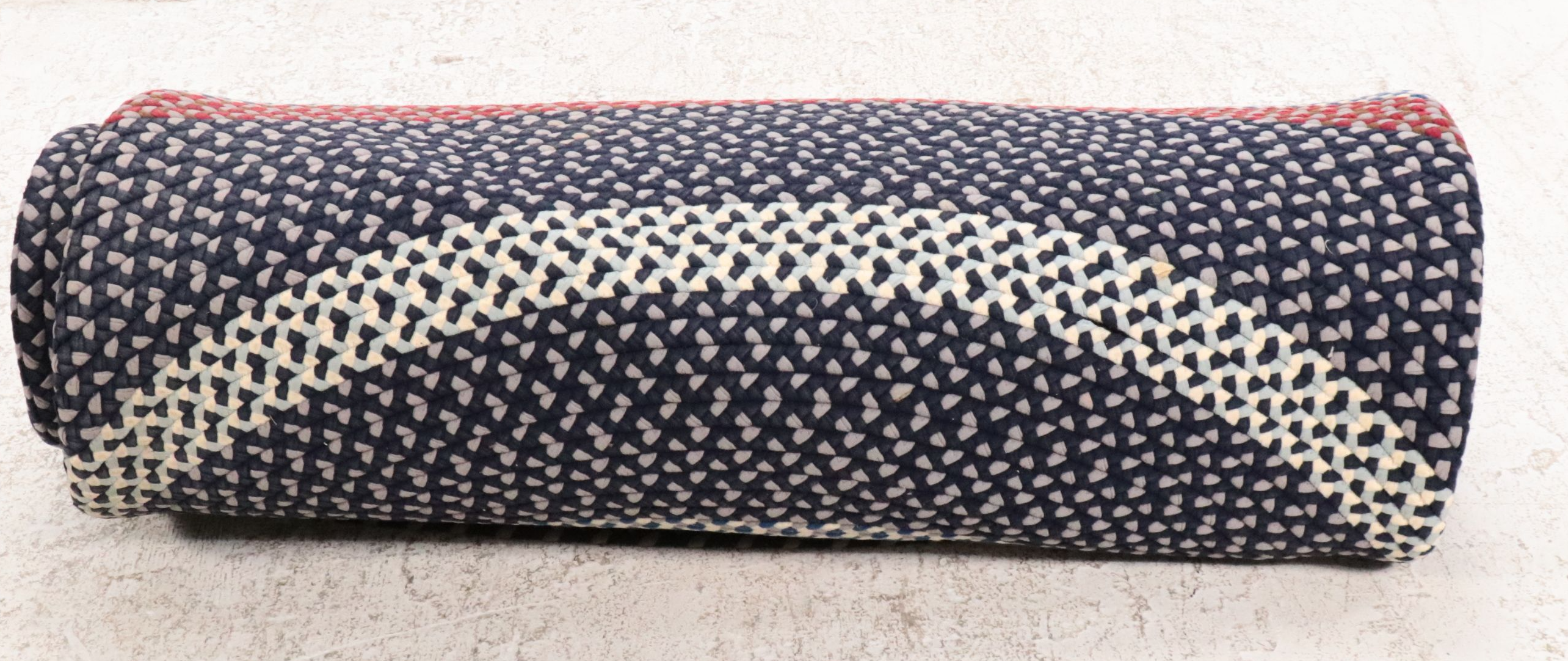 12'1 x 14'11 Oval Handmade Braided Room-Sized Rug