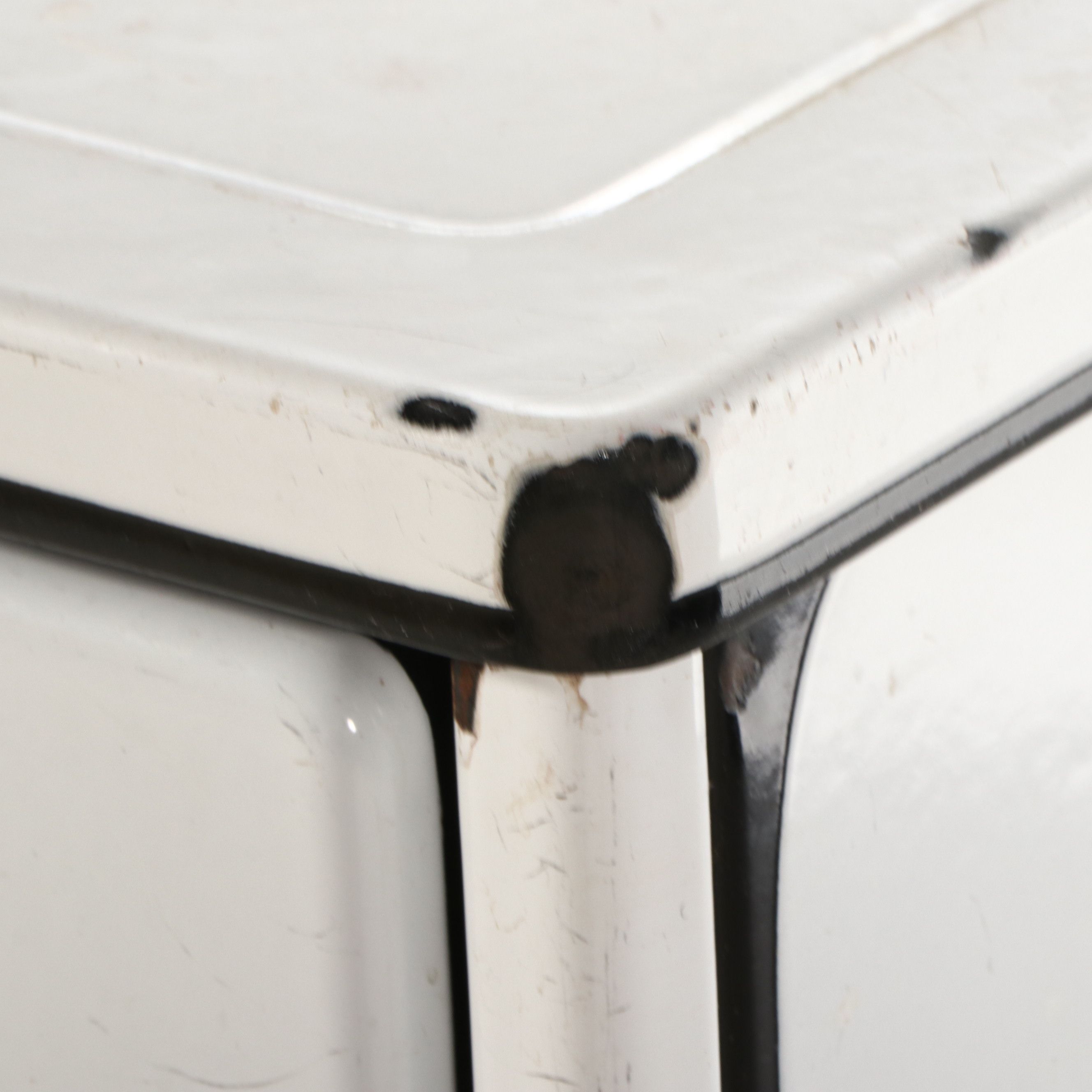 Estate Art Deco Enameled Steel Gas Stove, Early to Mid 20th-Century