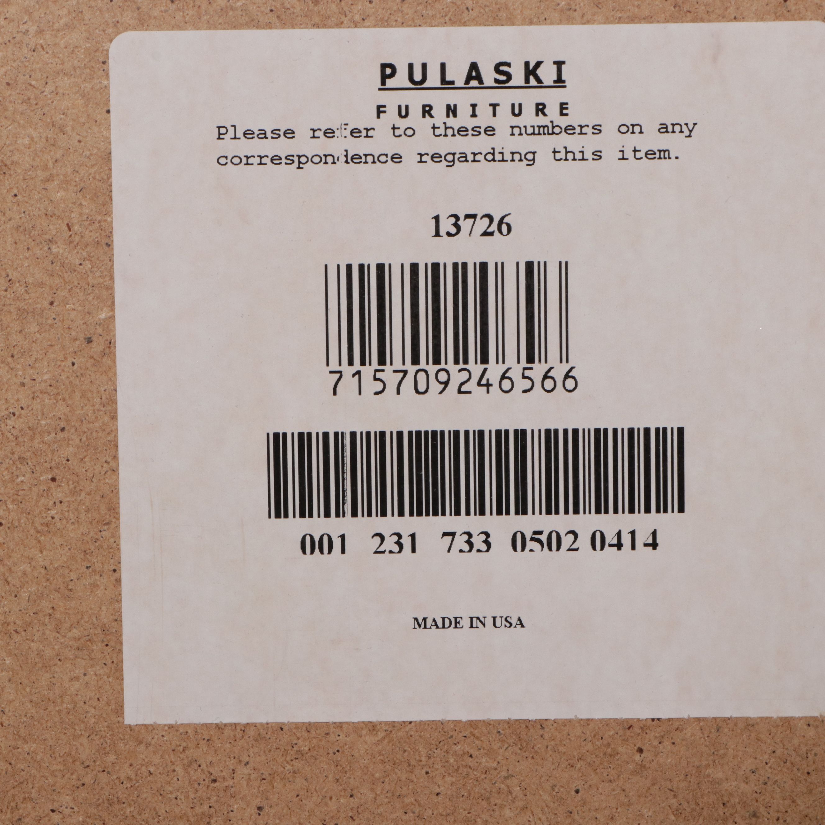 Pulaski Chippendale Style Carved Mahogany Illuminated Display Cabinet