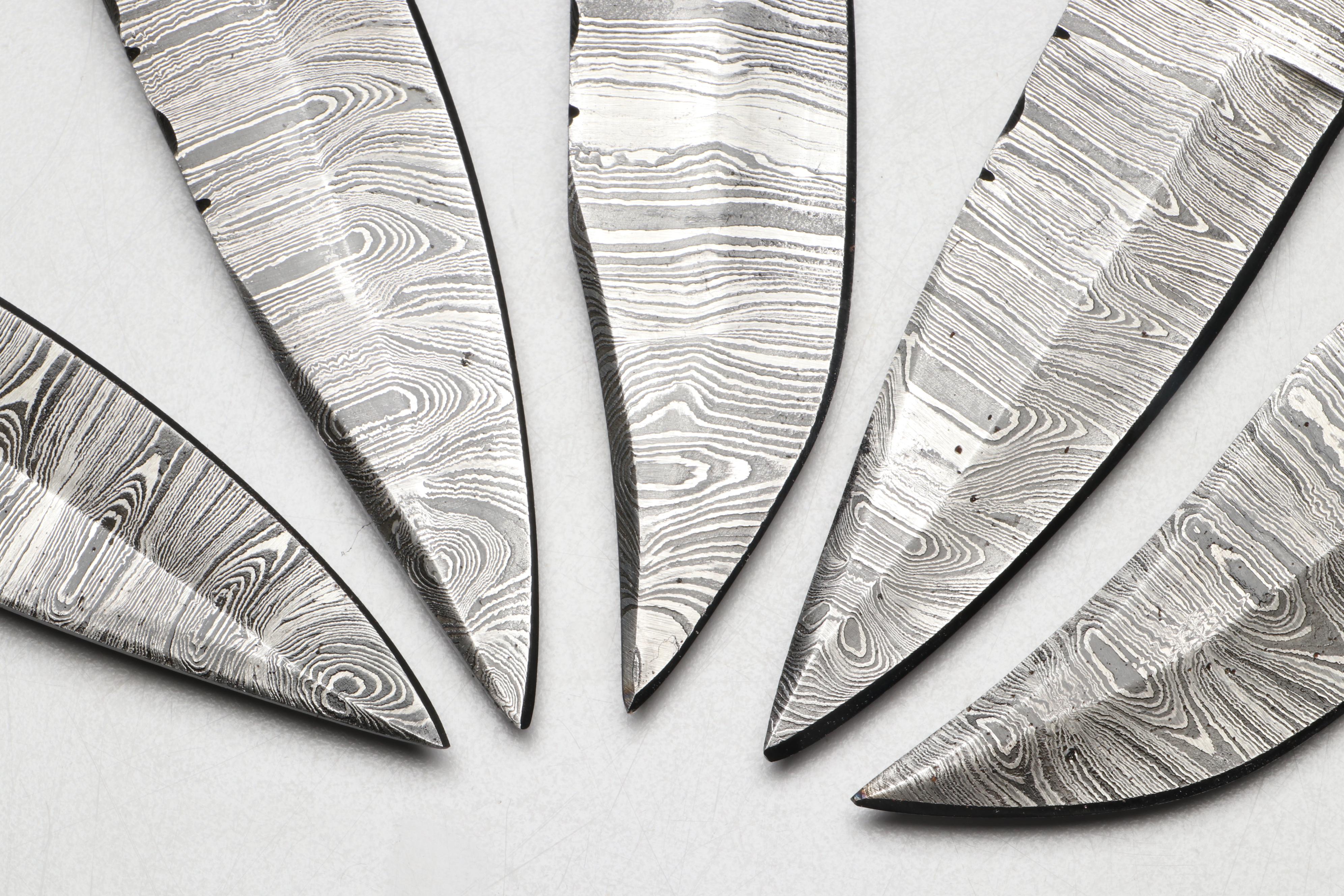 Damascus Steel Hunting Knives in Leather Scabbards