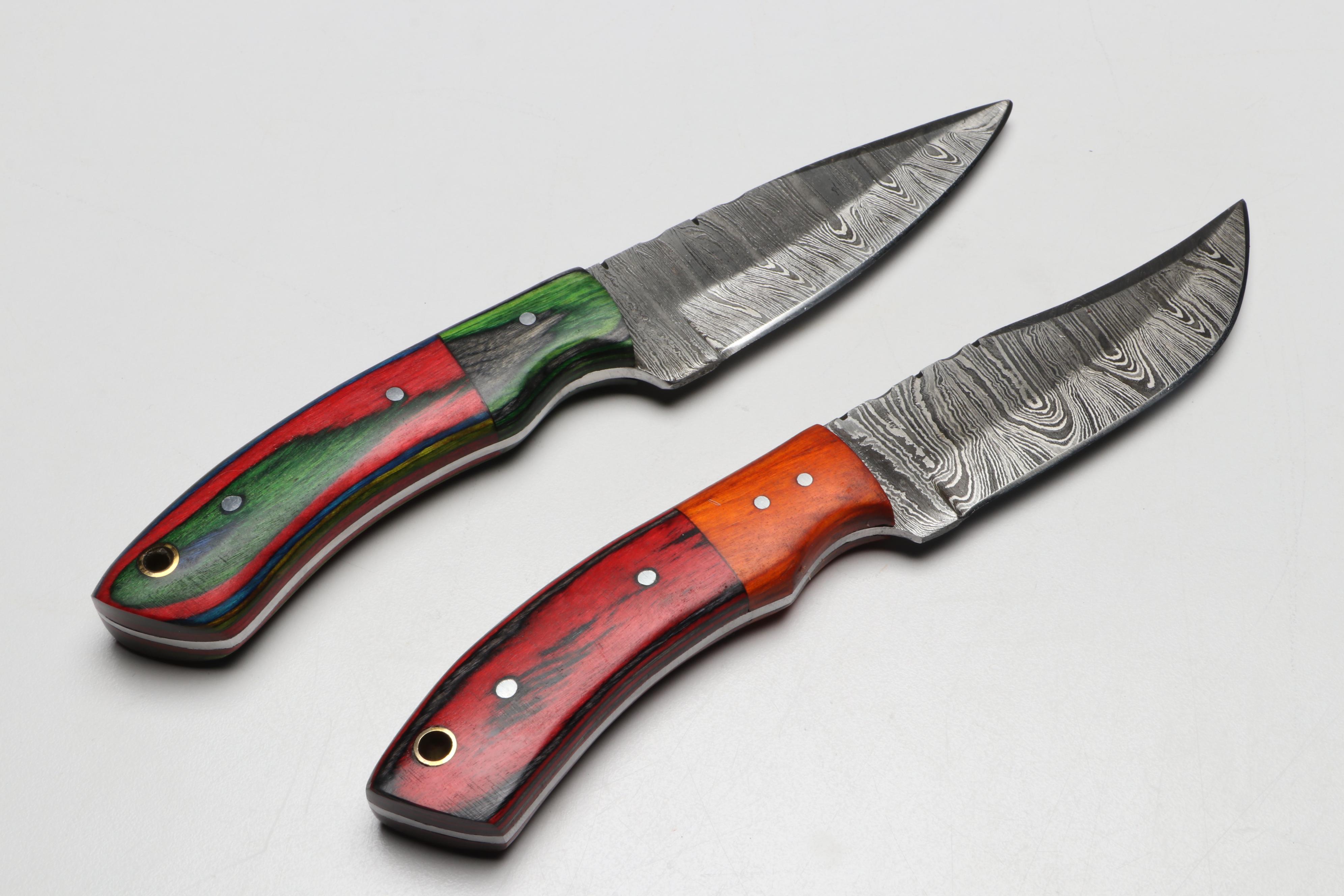 Damascus Steel Hunting Knives in Leather Scabbards