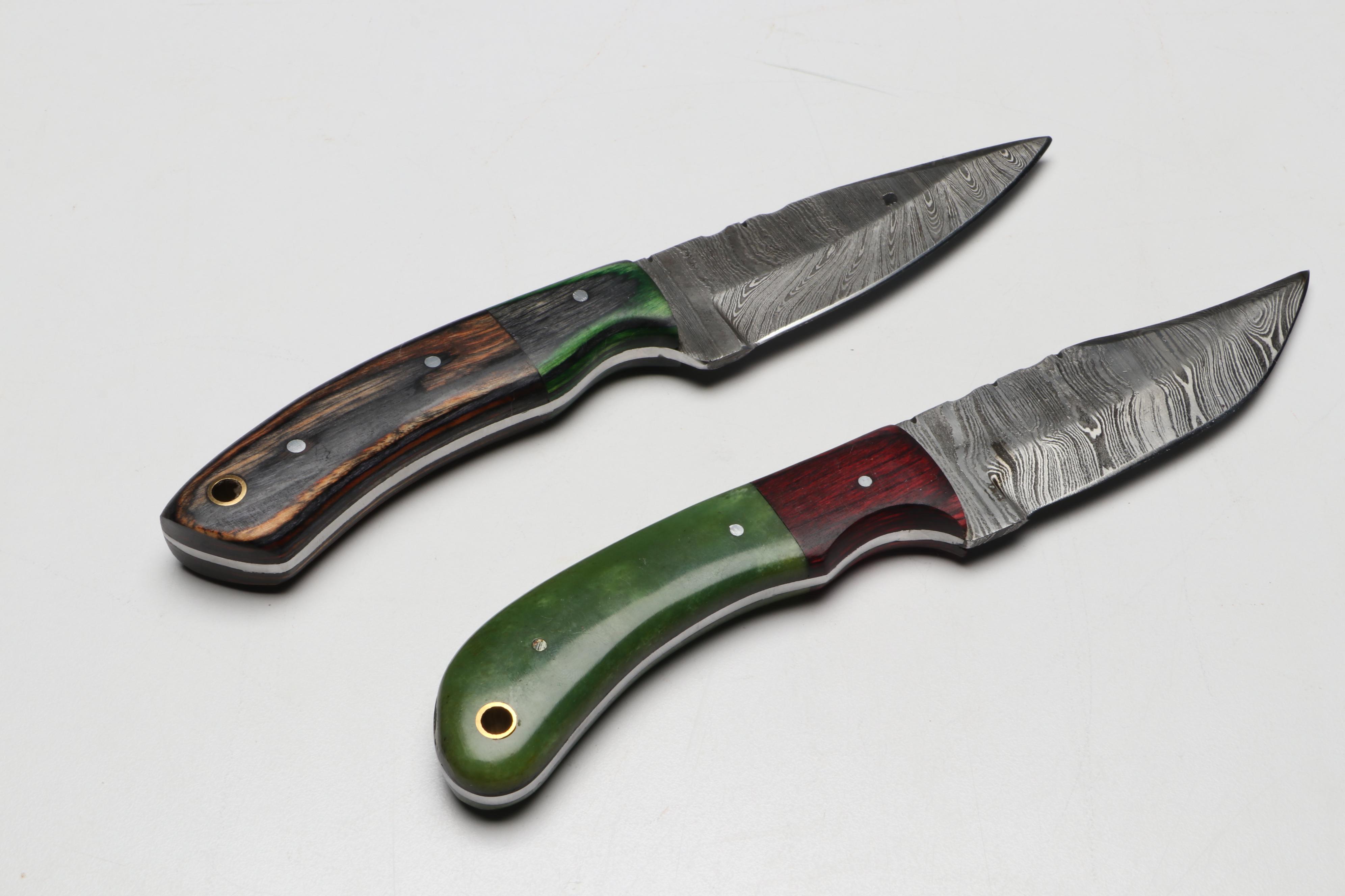 Damascus Steel Hunting Knives in Leather Scabbards