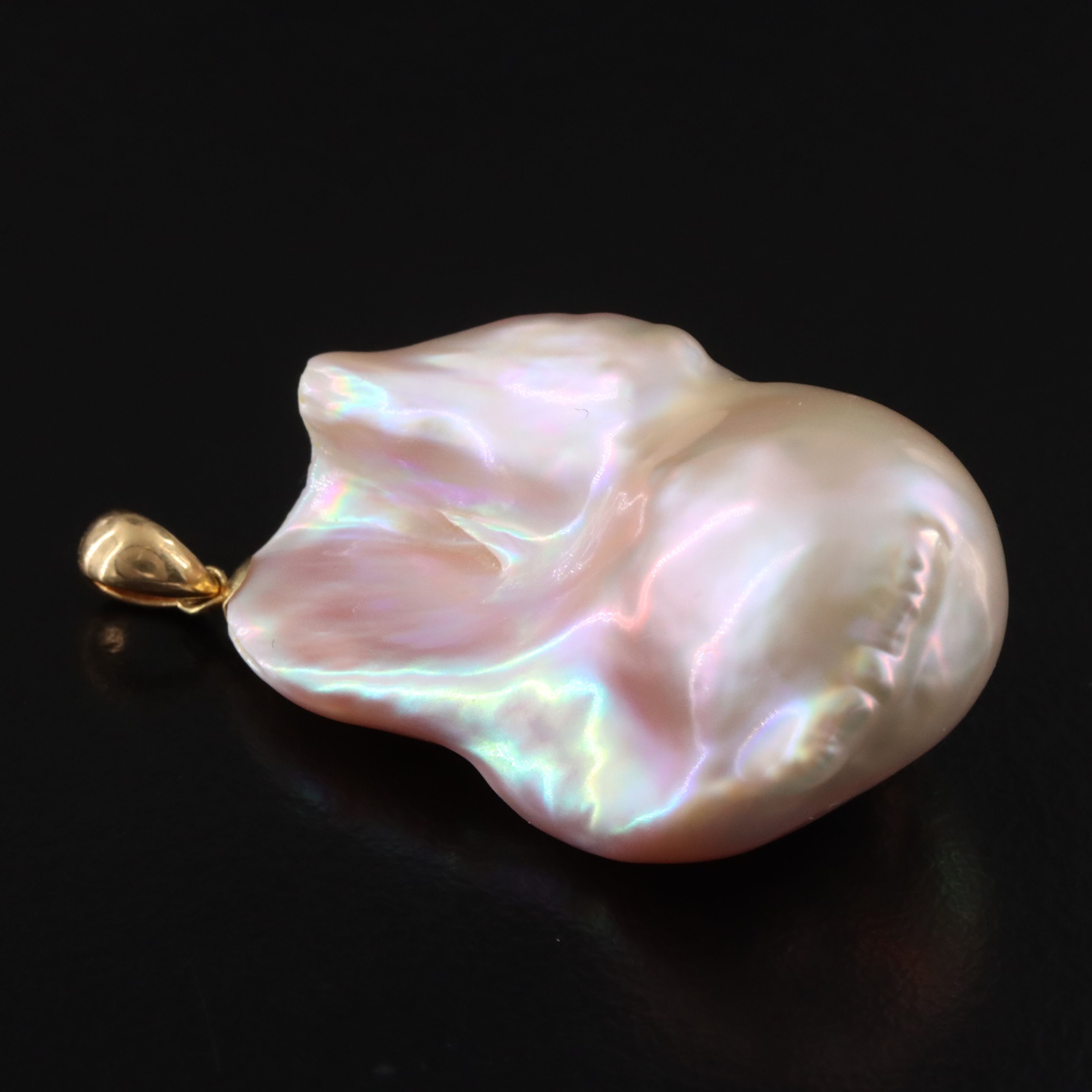 18K Pearl Pendant