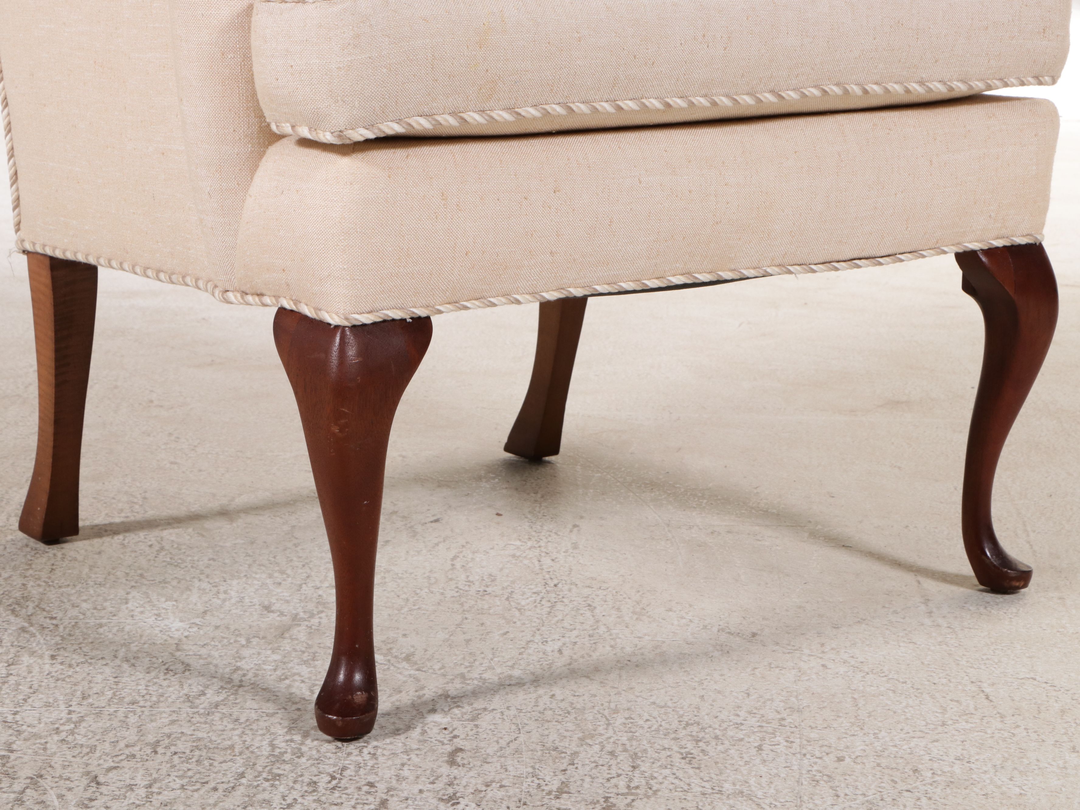 Ashley Manor Queen Anne Style Armchair