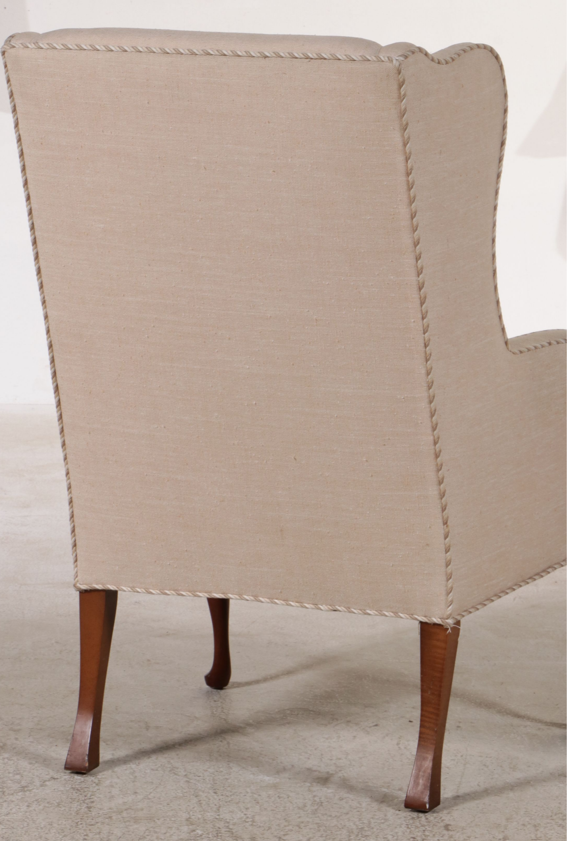 Ashley Manor Queen Anne Style Armchair