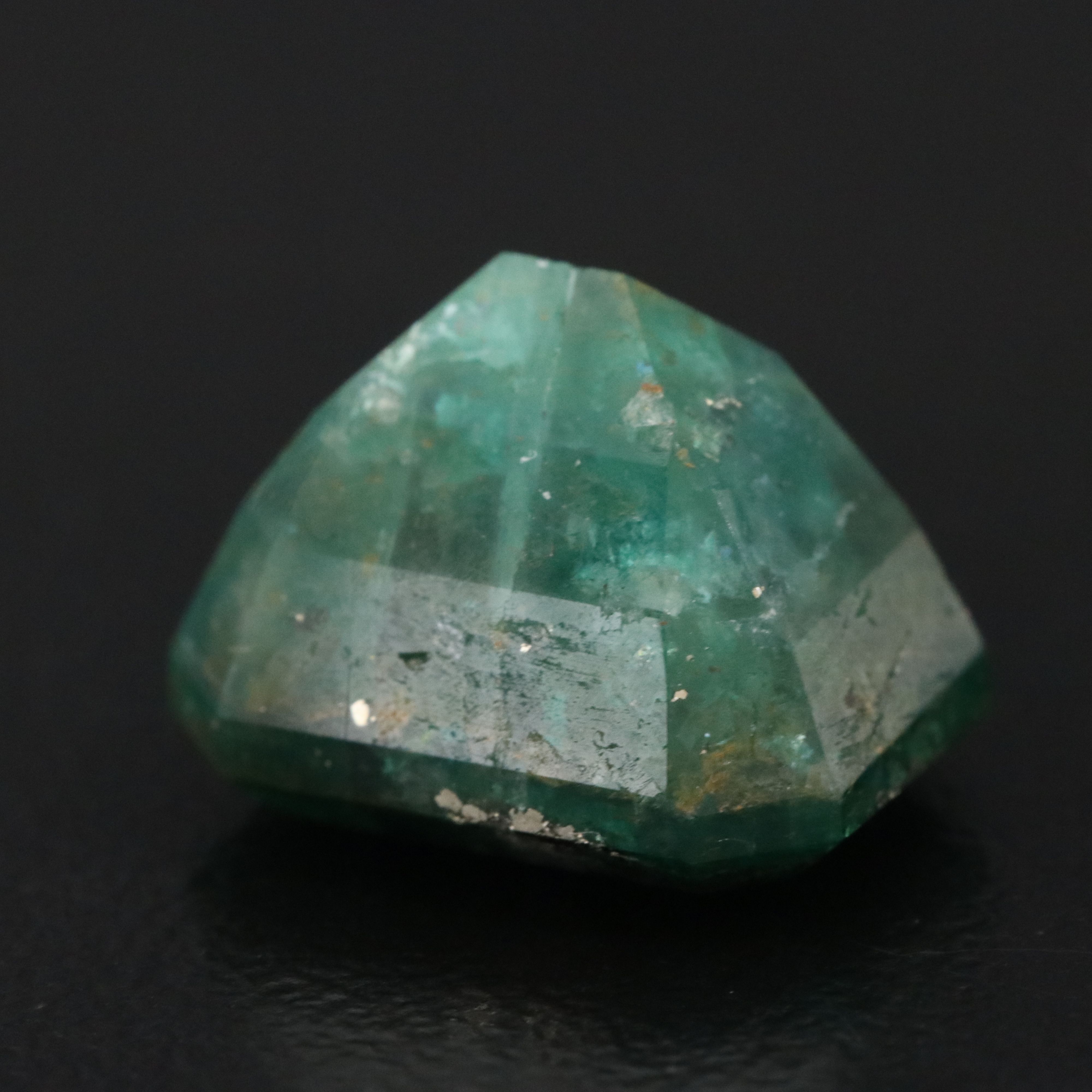Loose 9.04 CT Emerald