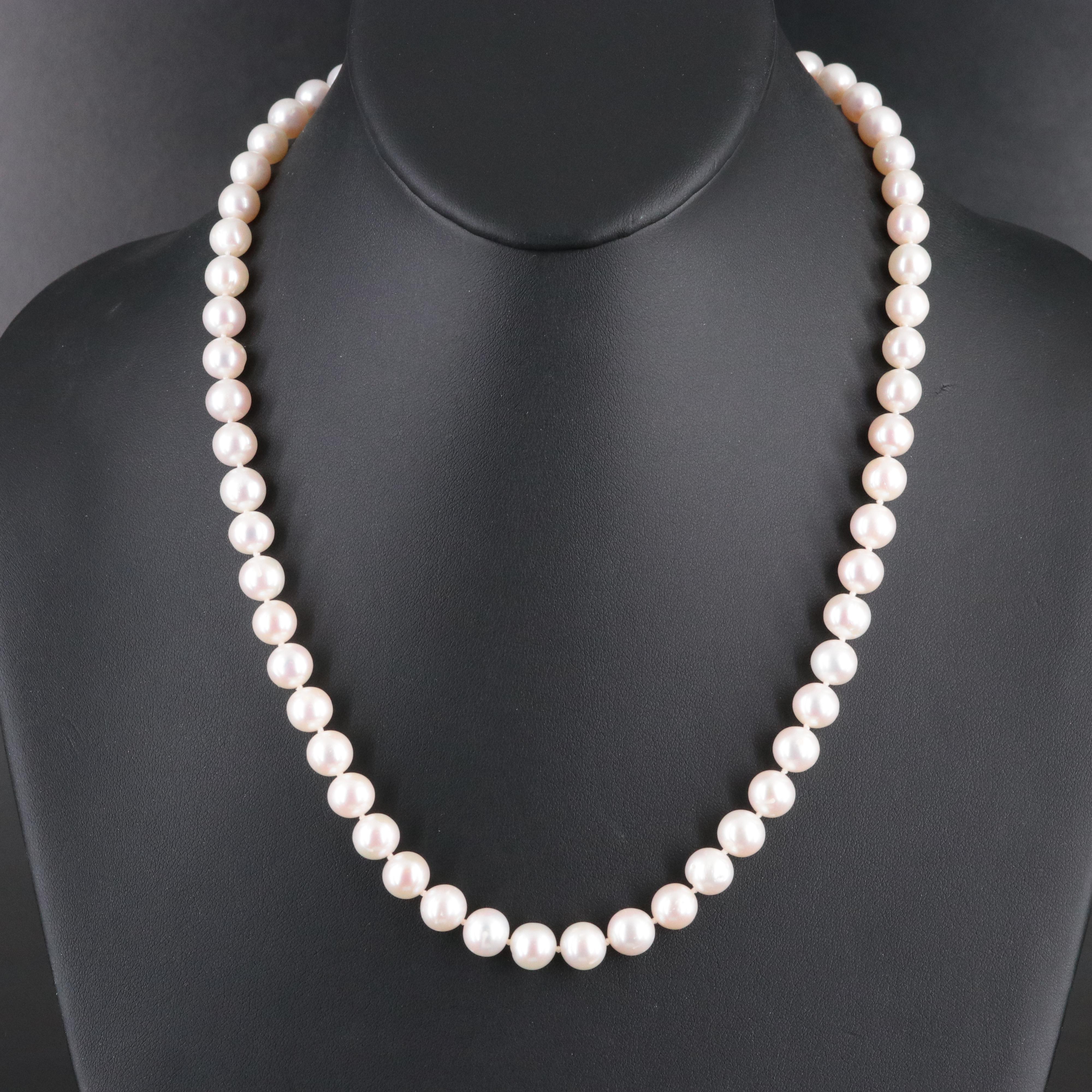 Pearl Necklace with 18K Clasp