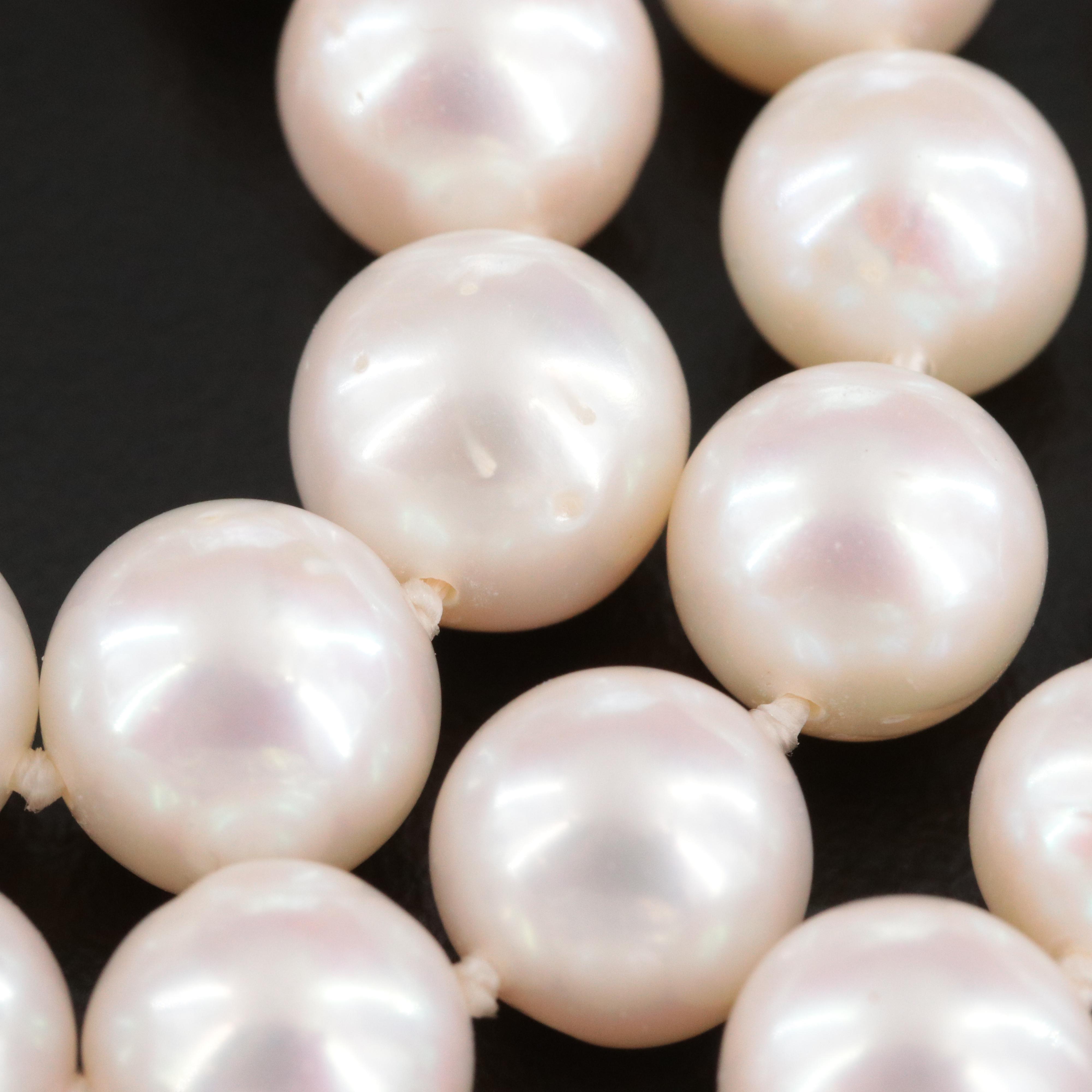 Pearl Necklace with 18K Clasp