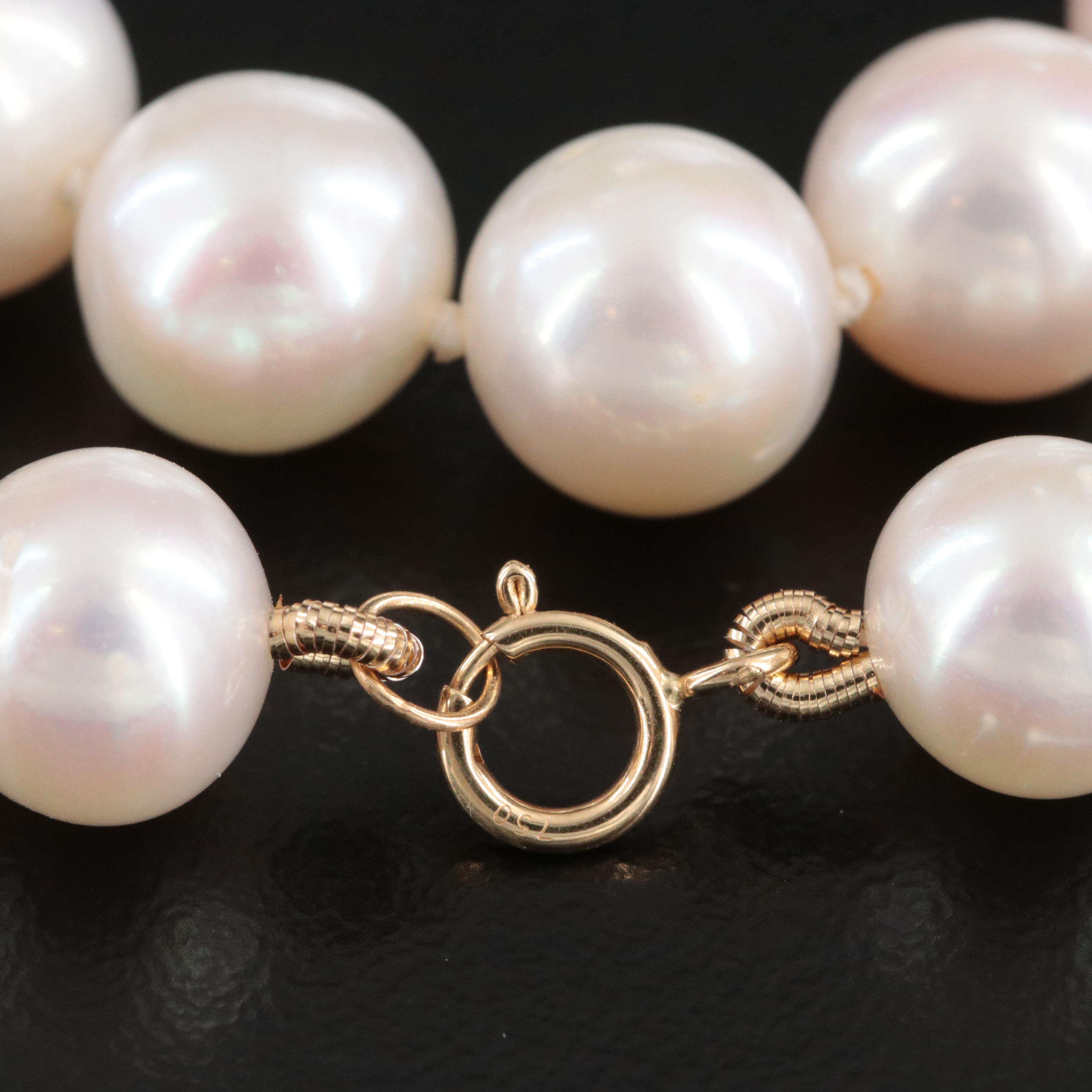 Pearl Necklace with 18K Clasp