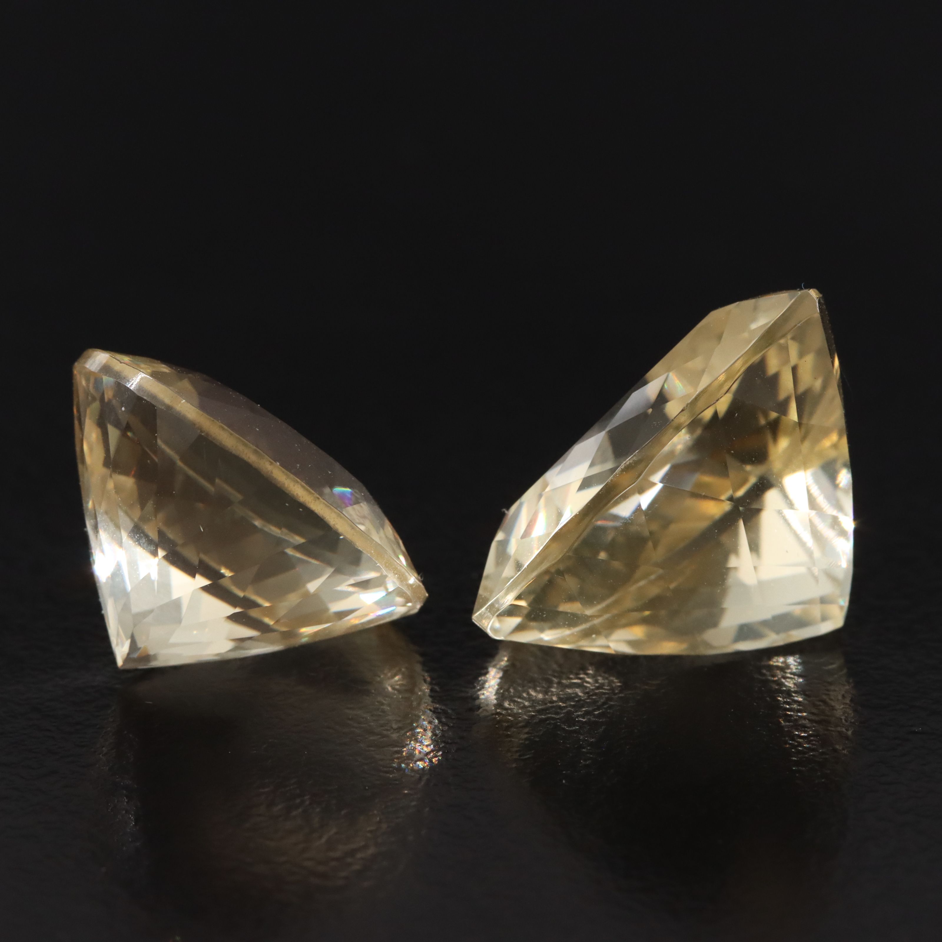 Loose 31.86 CTW Labradorites