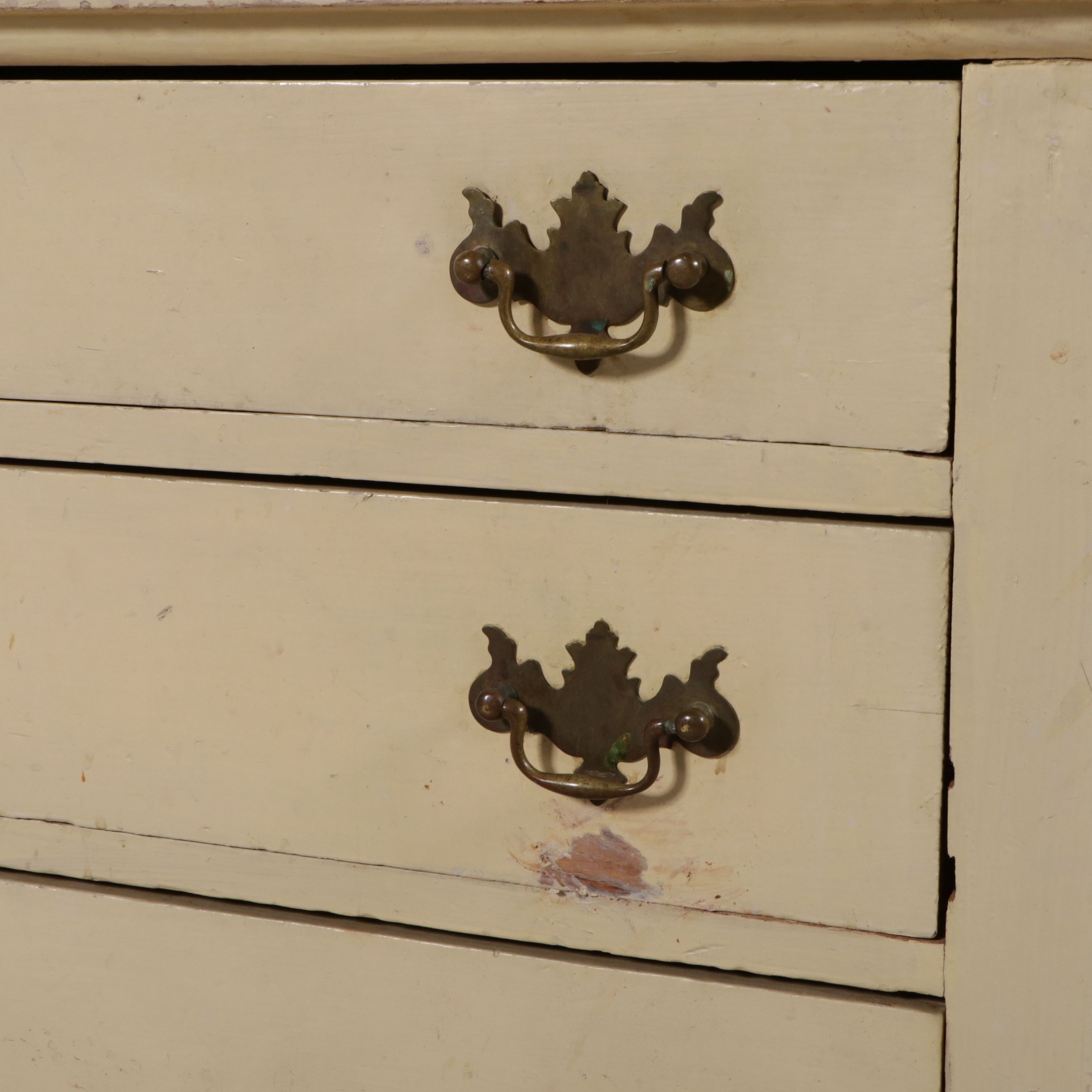 Federal Style Painted Wood Chest of Drawers, 19th Century