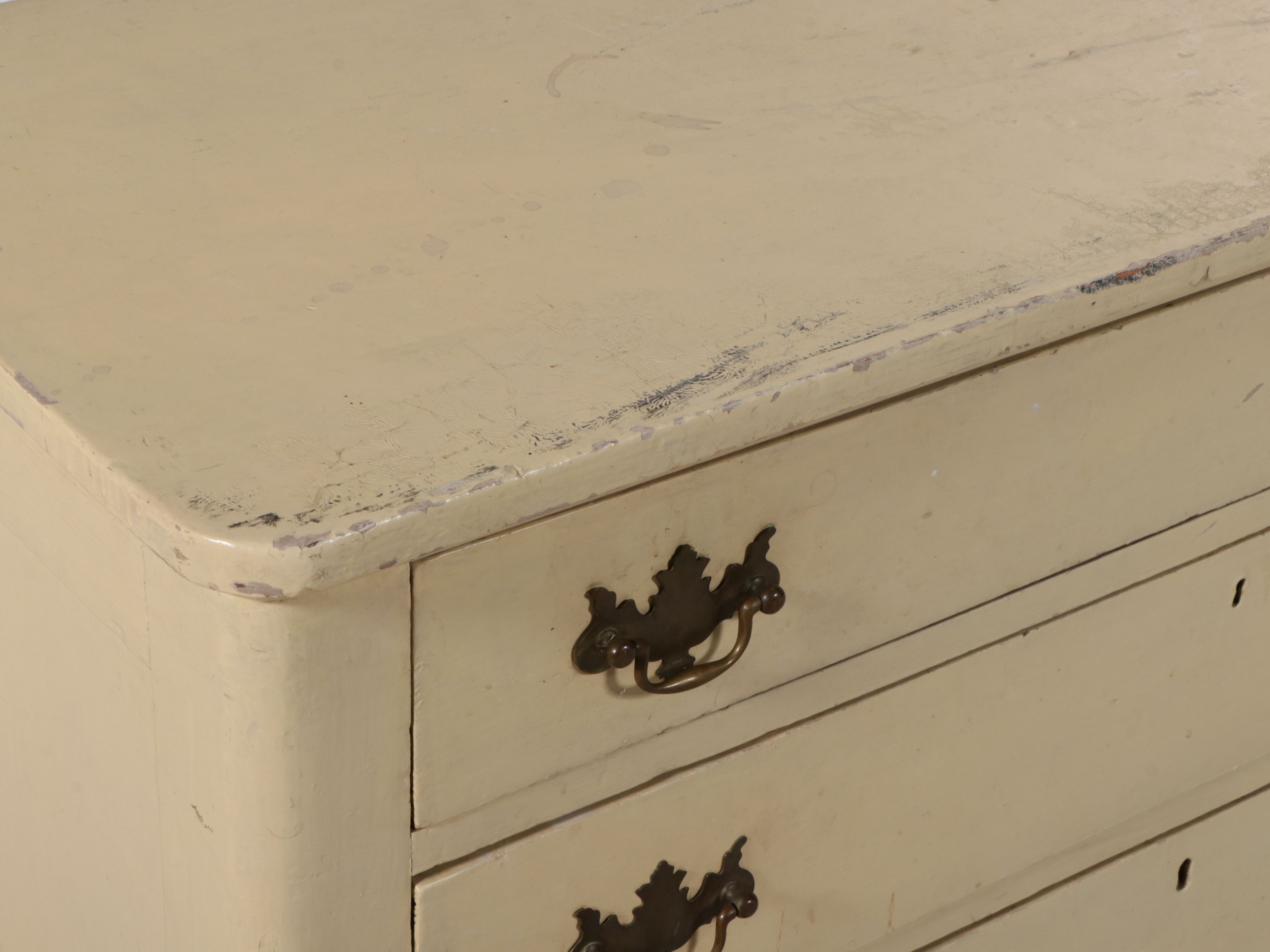 Federal Style Painted Wood Chest of Drawers, 19th Century