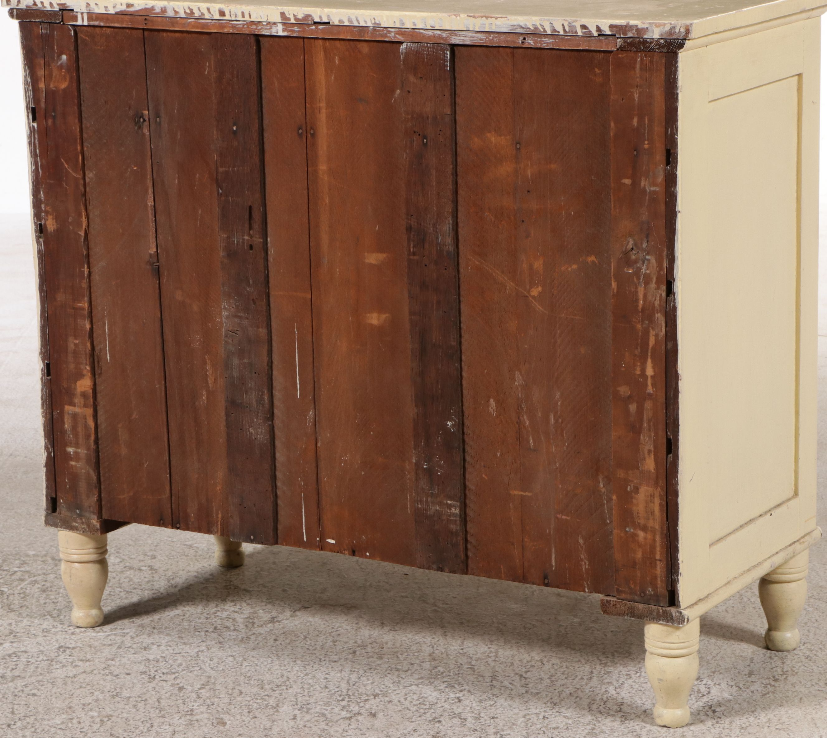 Federal Style Painted Wood Chest of Drawers, 19th Century