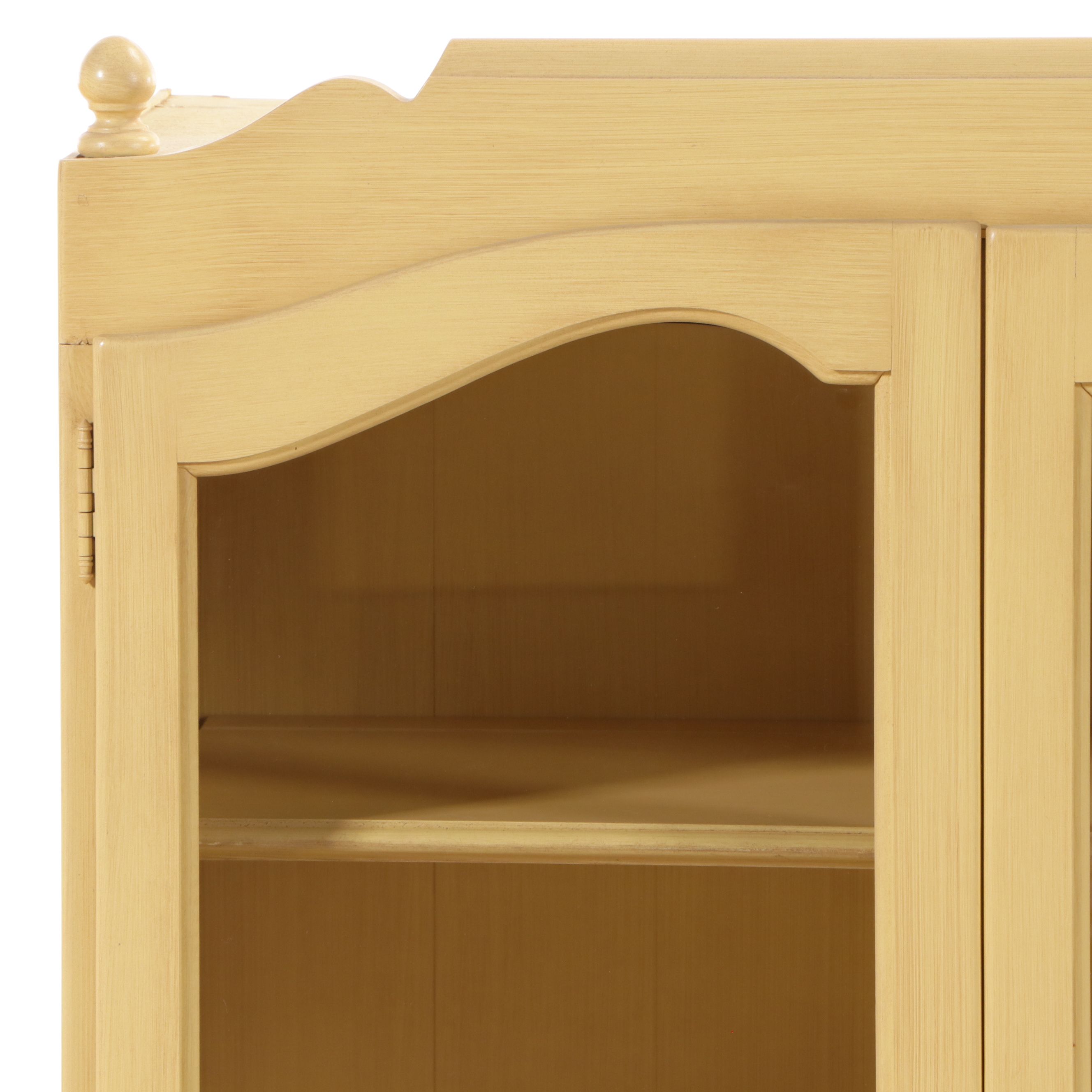 Ethan Allen Colonial Style Yellow Painted Wood Bedroom Suite, Mid–Late 20th C.