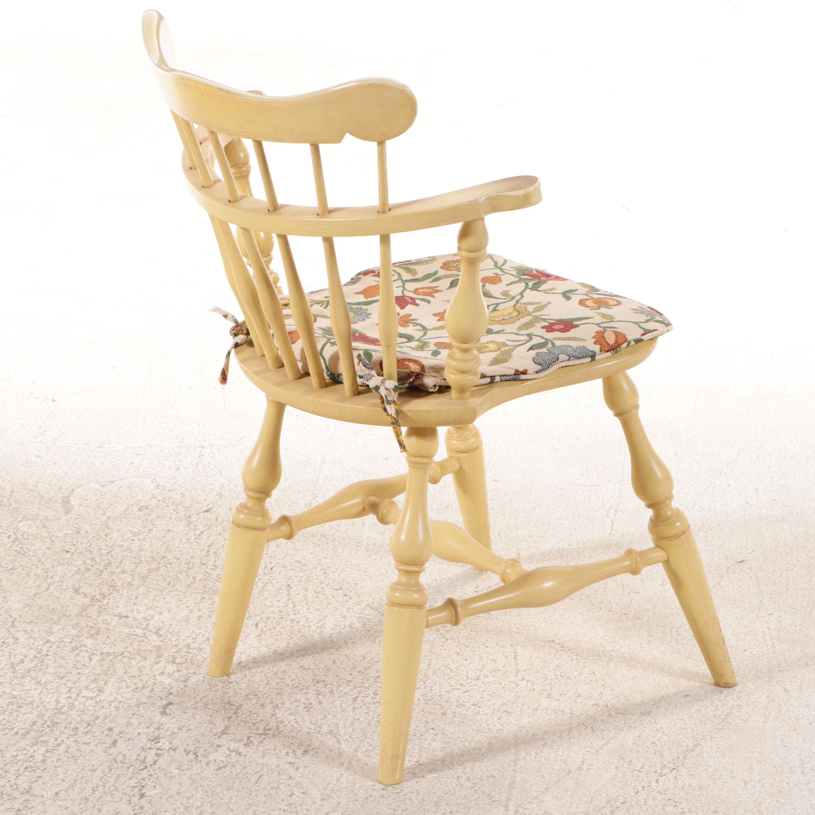Ethan Allen Colonial Style Yellow Painted Wood Bedroom Suite, Mid–Late 20th C.