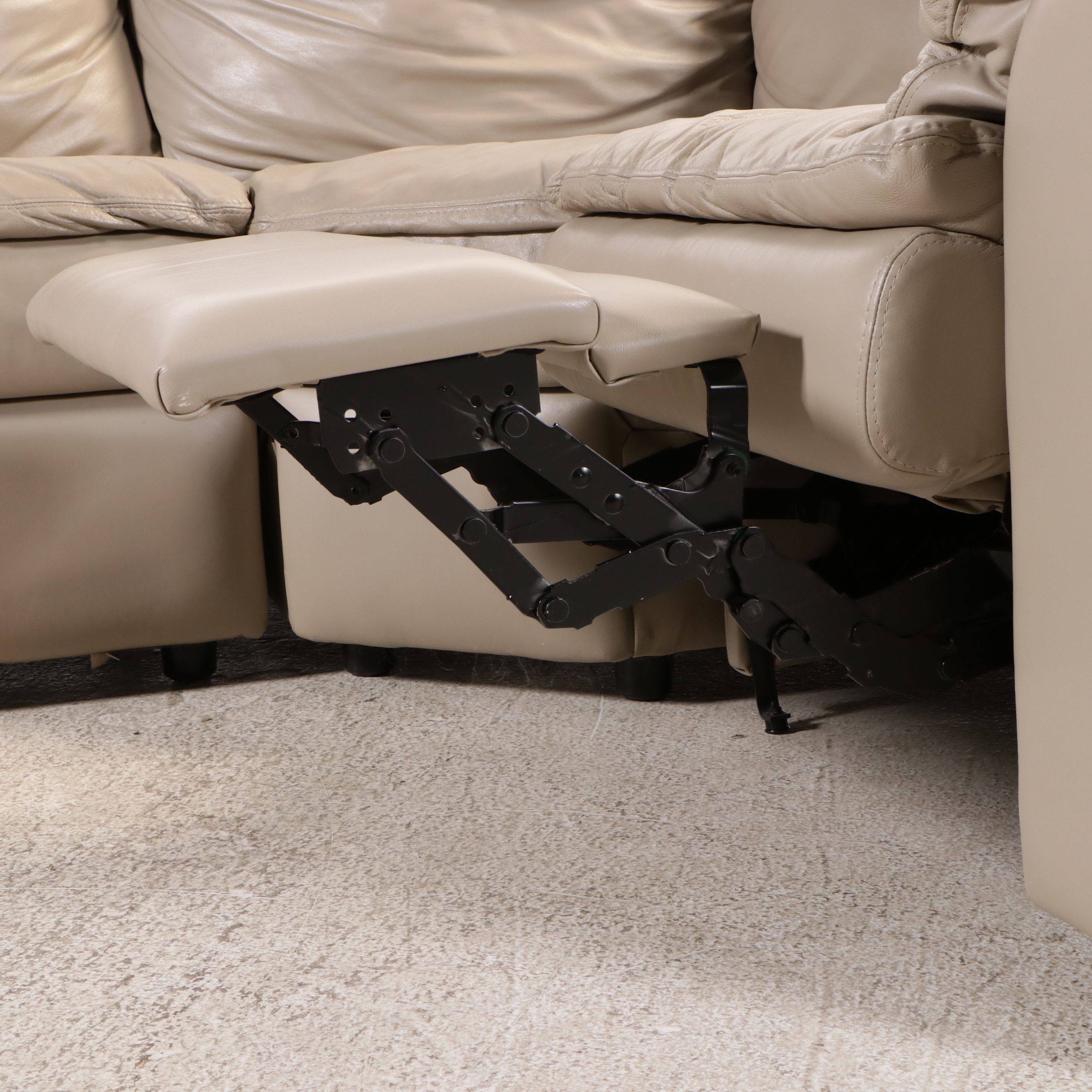 Sofa Express Leather Sectional Sofa