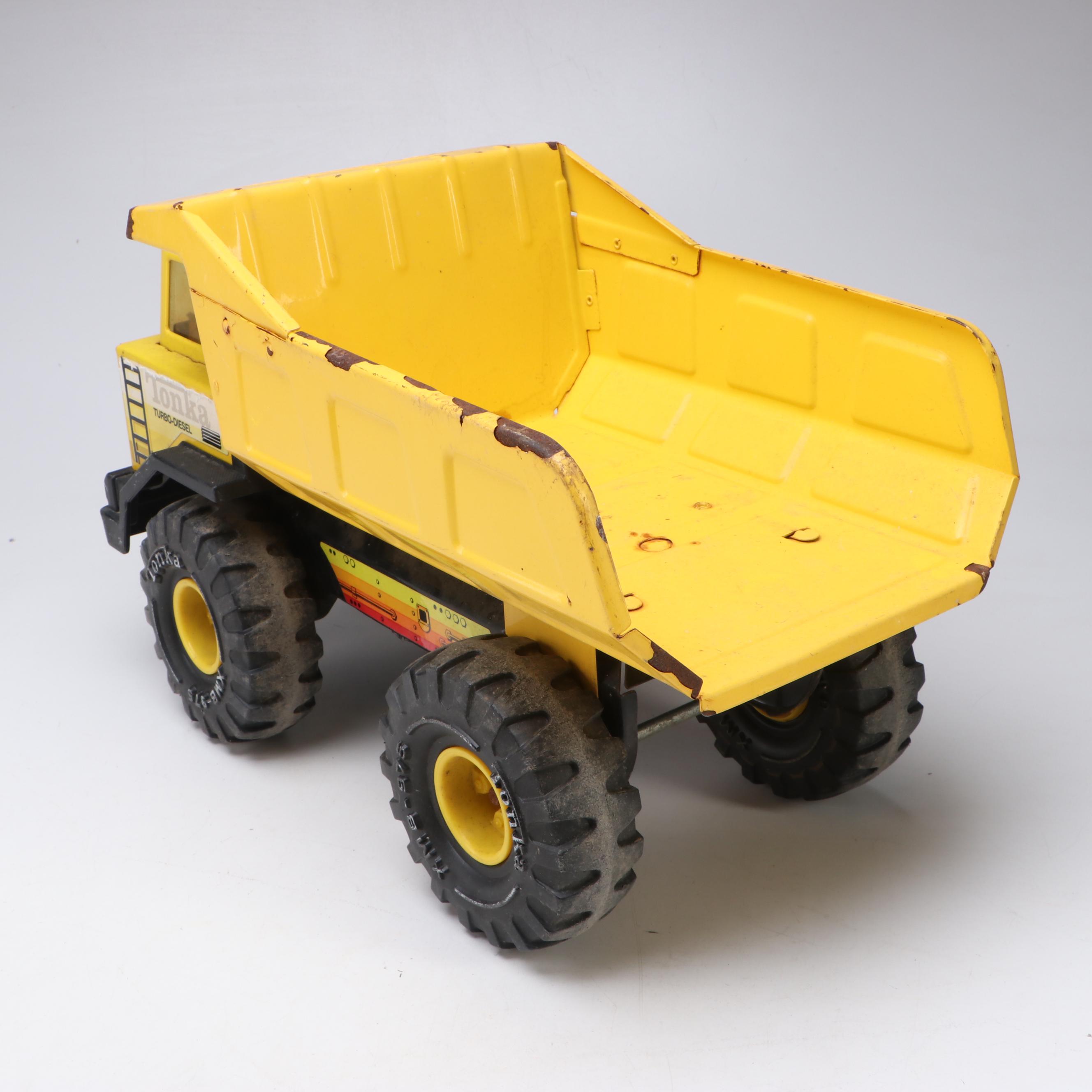 Tonka Turbo-Diesel Front Loaders and Dump Truck with Texaco Fuel Truck