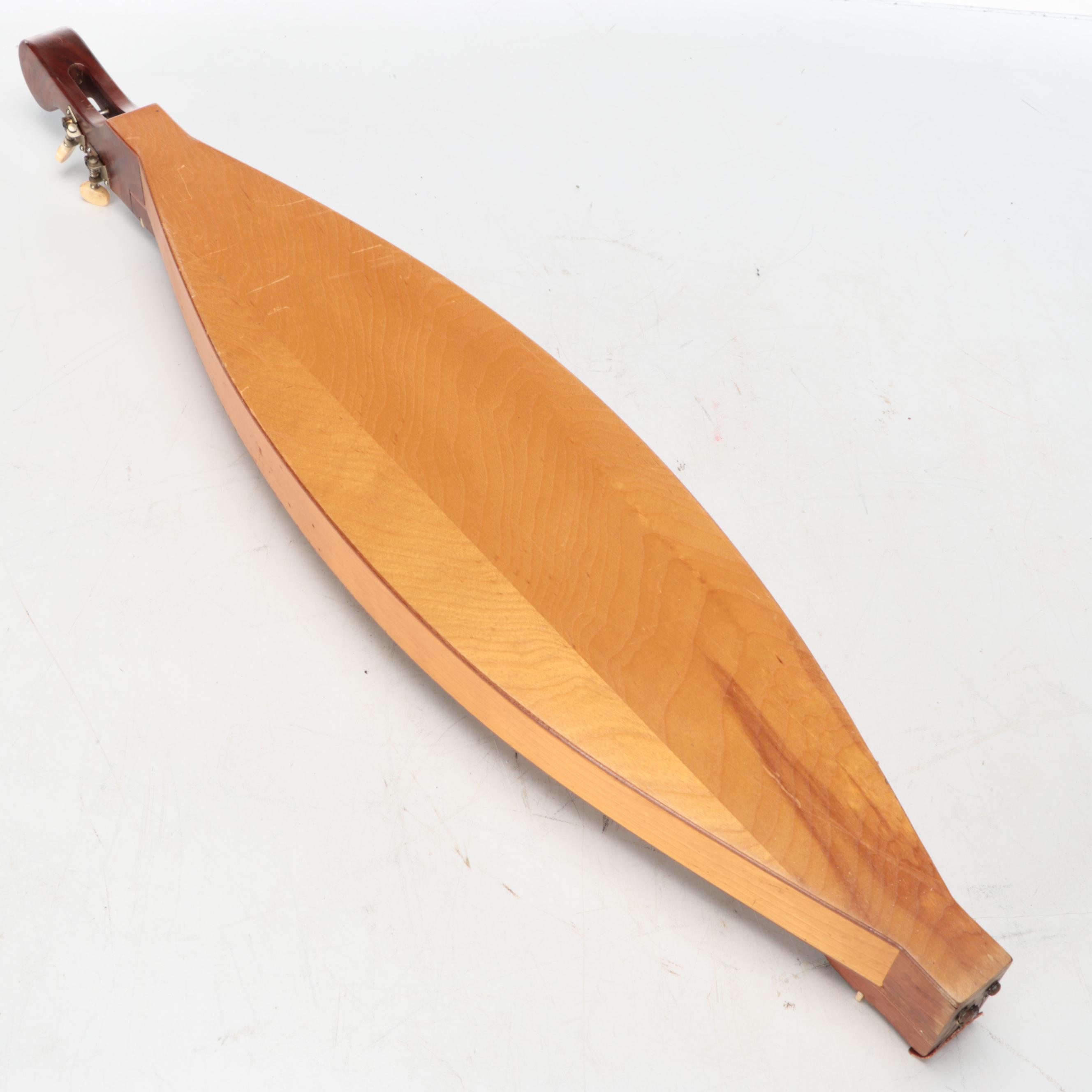 Applecreek Mountain and Walnut Valley Dulcimer Co. Wooden Dulcimers