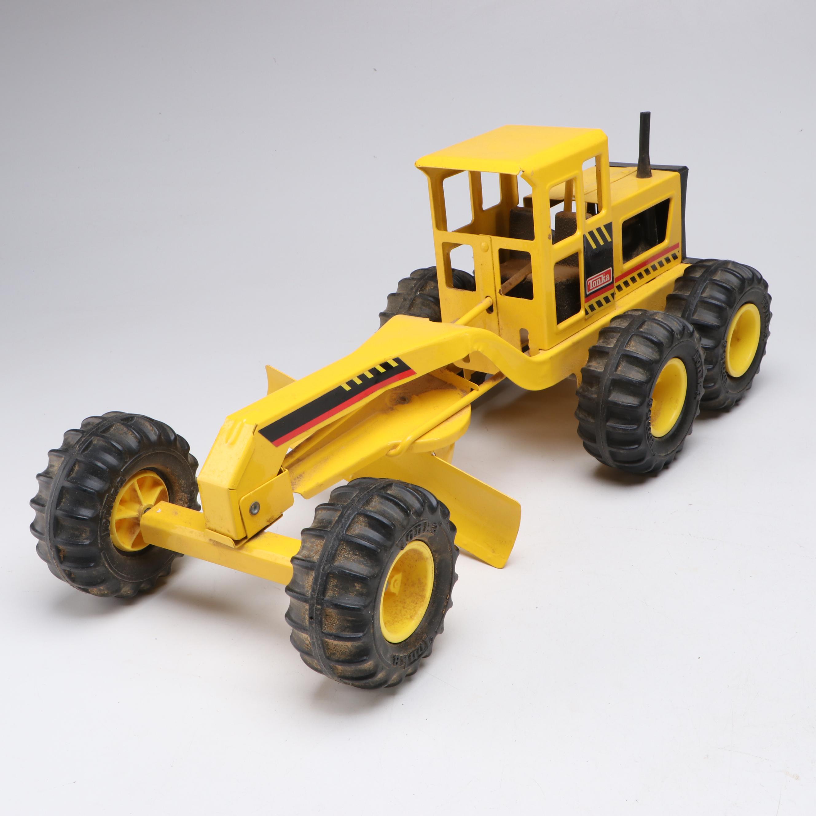 Tonka "Mighty" Dump Truck with Pressed Steel Road Grader