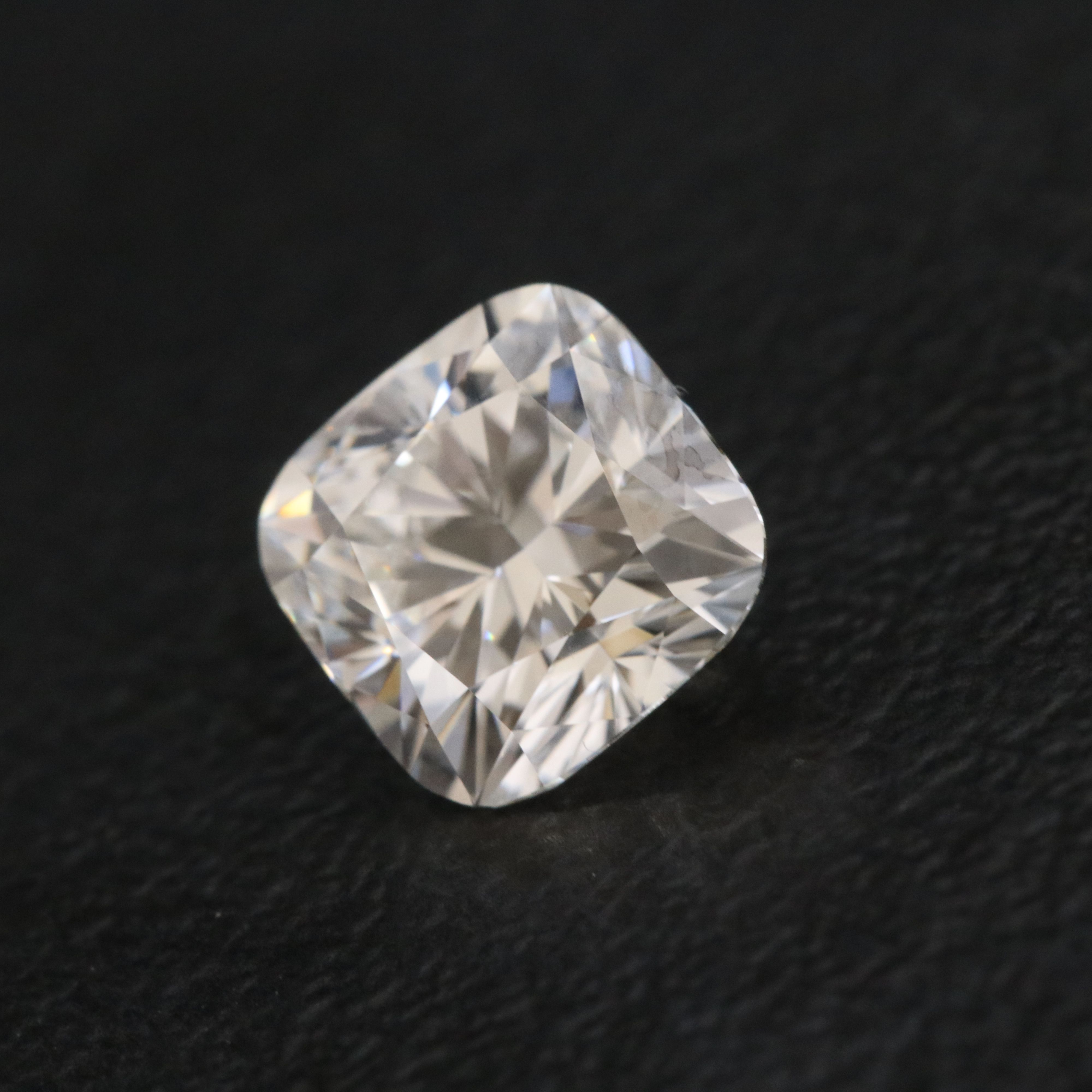 Loose 1.10 CT Lab Grown Diamond with IGI Report