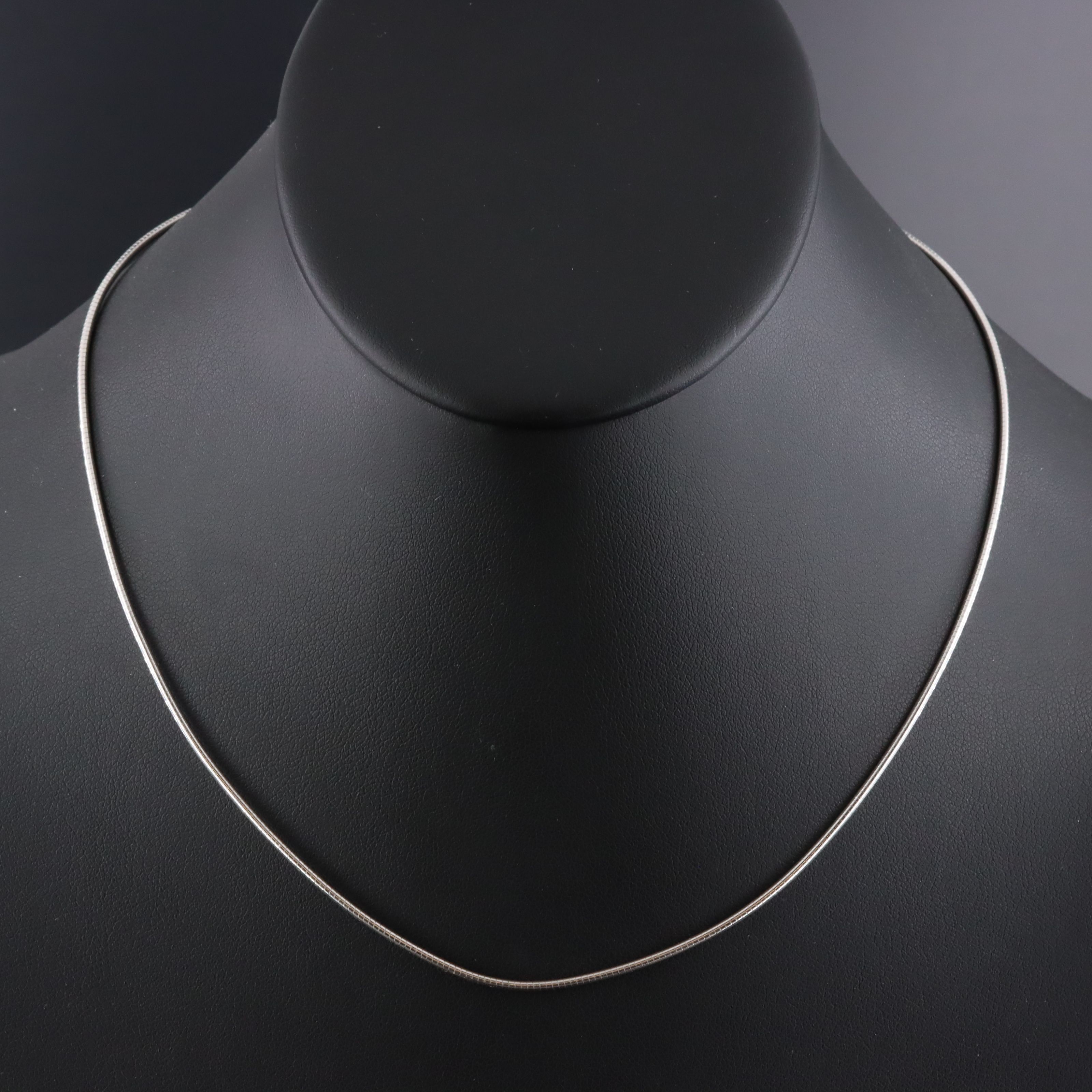 Vintage Italian 14K Omega Chain Necklace