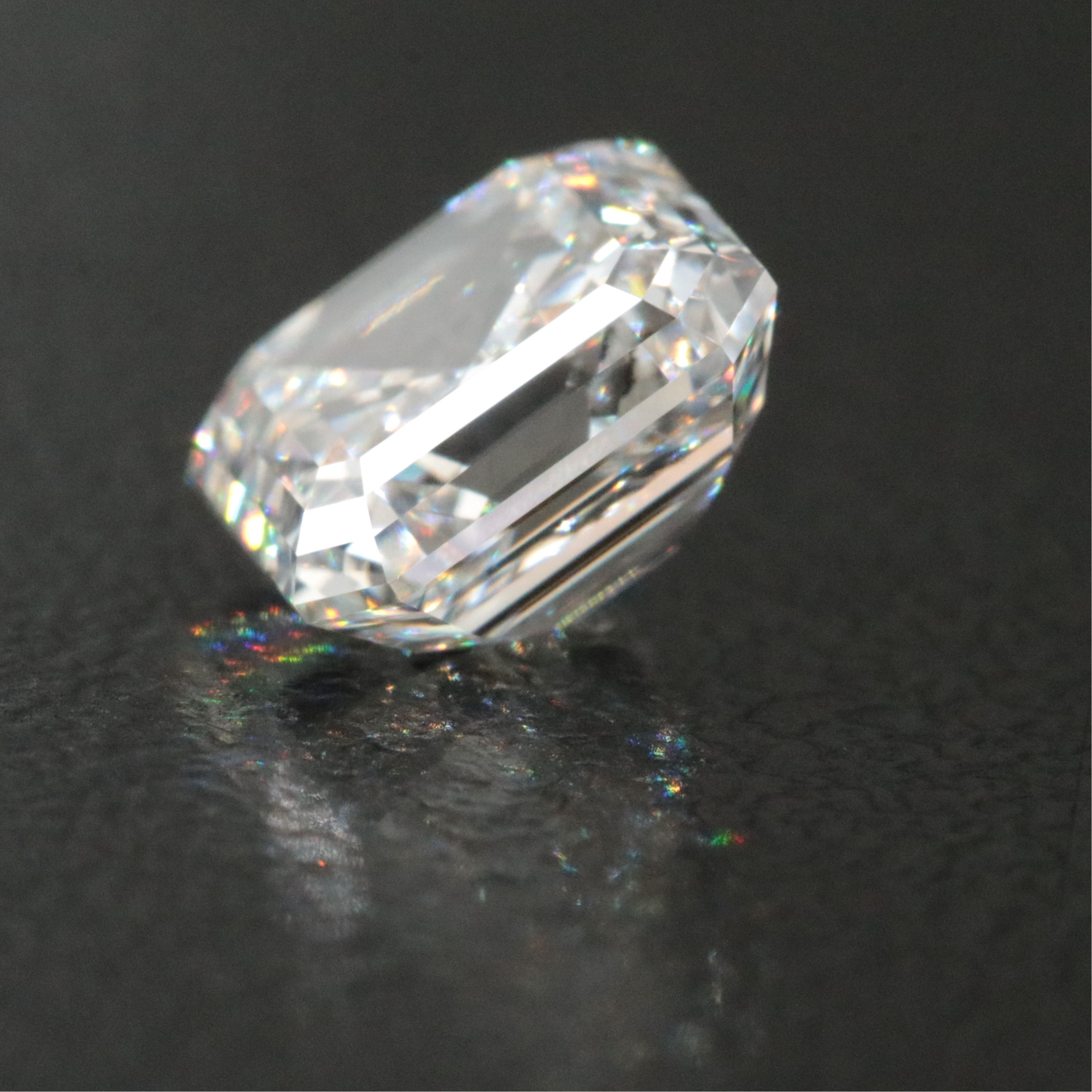 Loose 1.39 CT Lab Grown Diamond with IGI Report