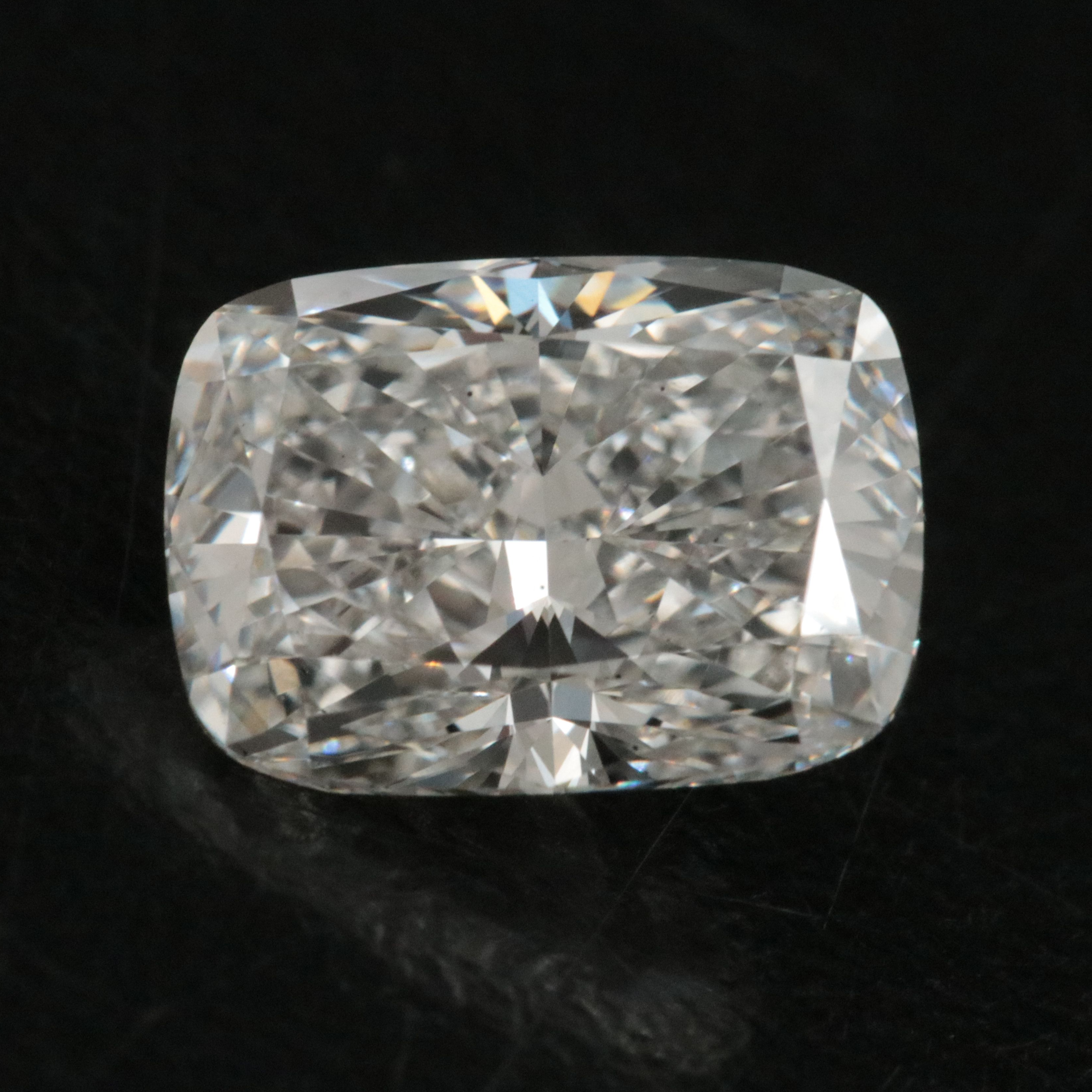 Loose 1.89 CT Lab Grown Diamond with IGI Report