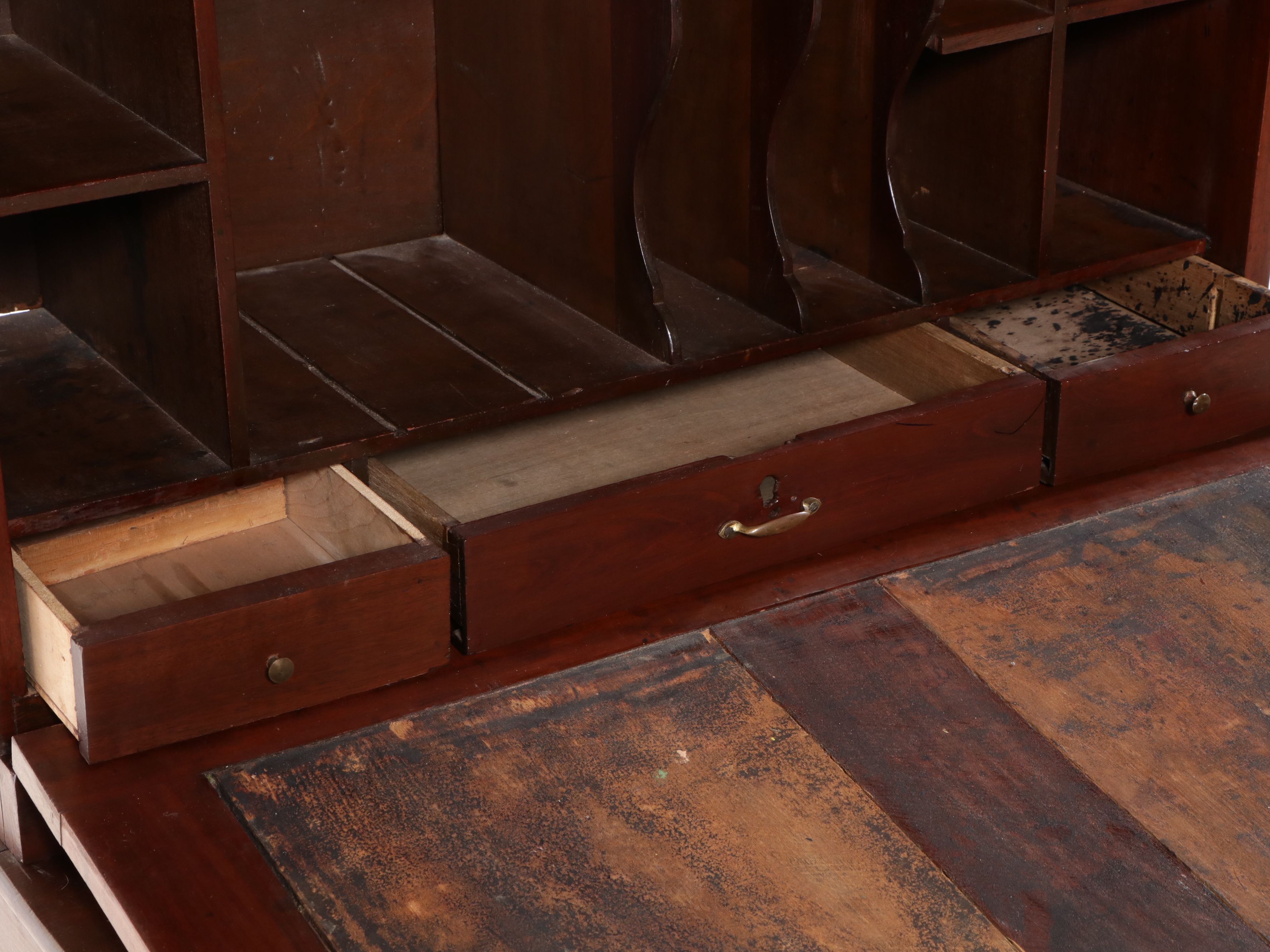 American Sheraton Style Mahogany Plantation Desk, Mid to Late 19th Century